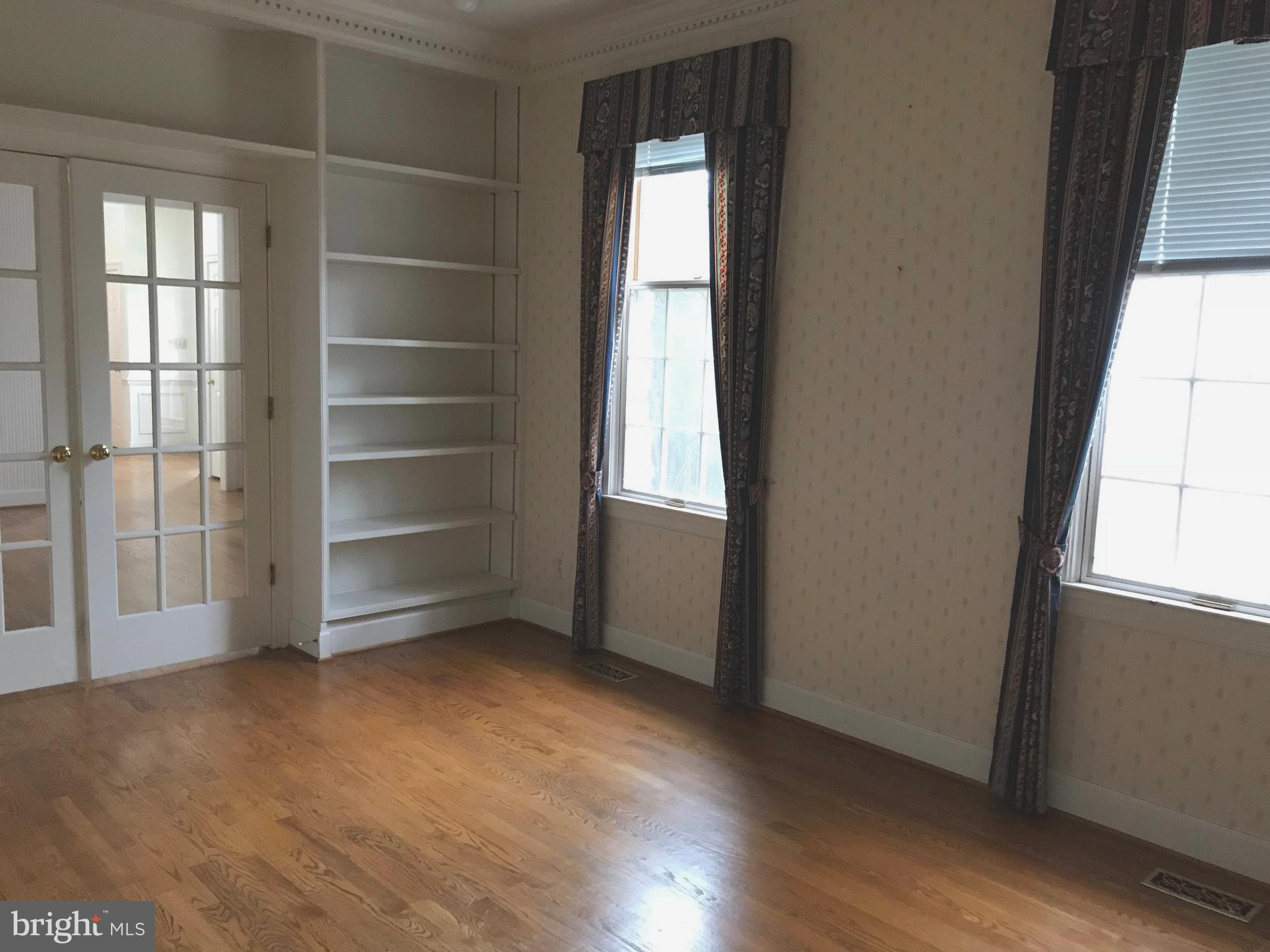 WATERLOO SOUTH - Residential