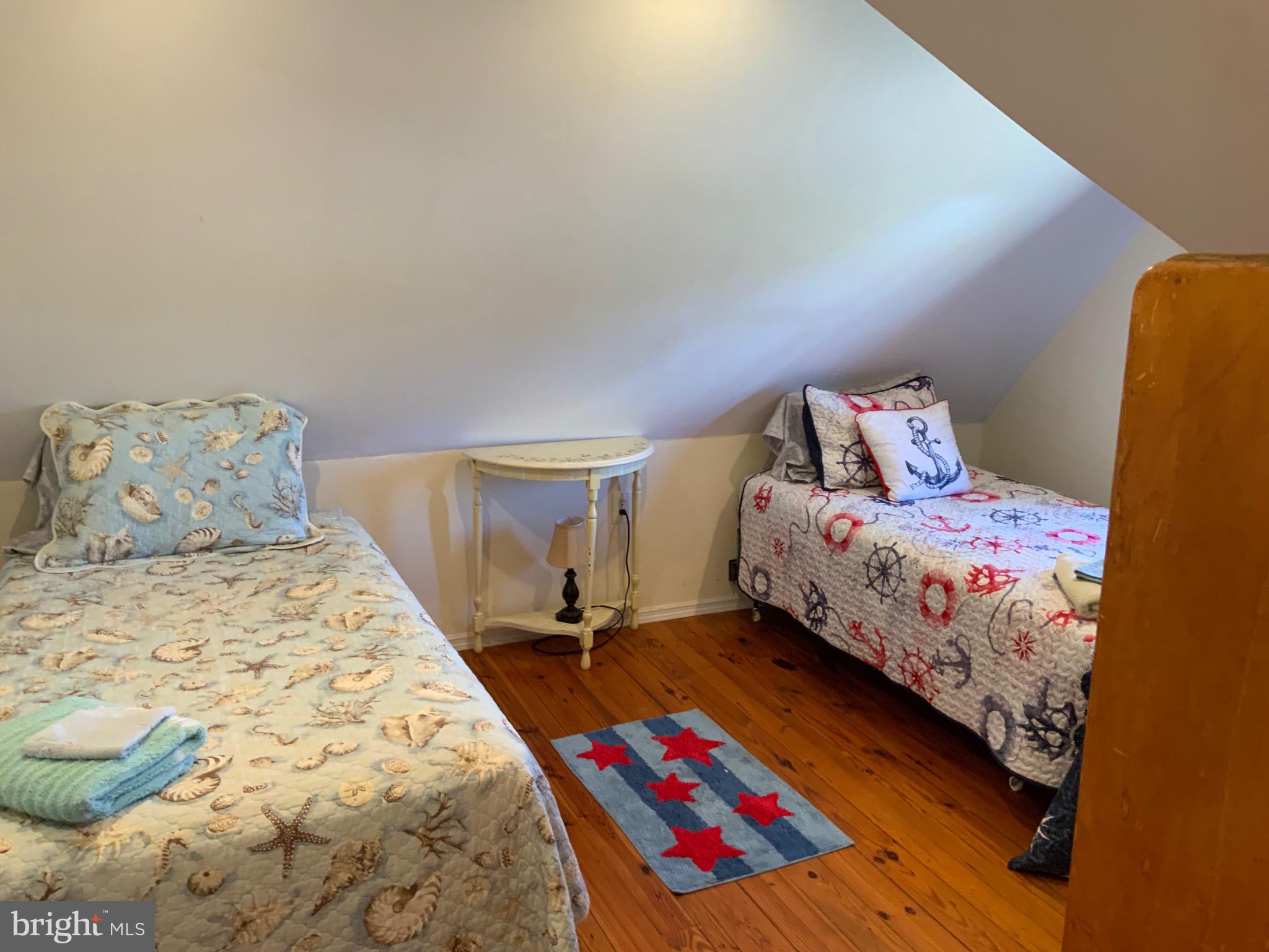 HOOPERS ISLAND - Residential