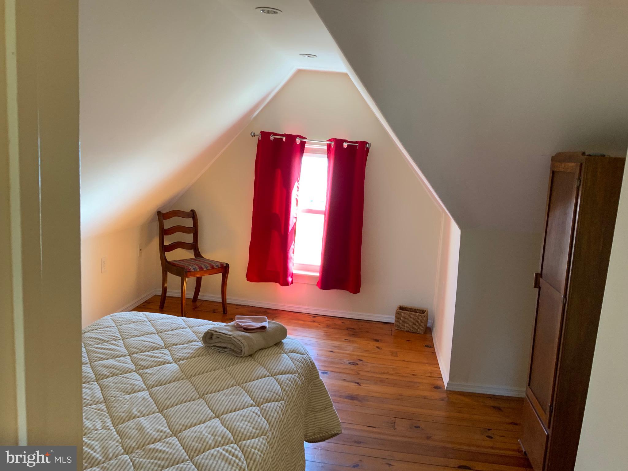 HOOPERS ISLAND - Residential