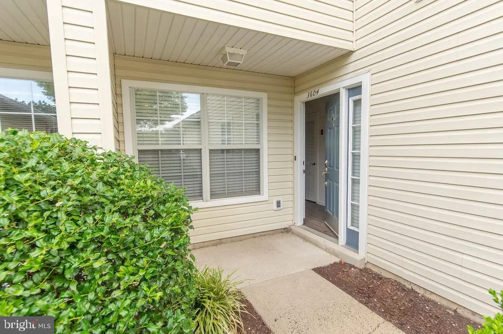 Yardley, Pennsylvania 19067, United States, 3 Bedrooms Bedrooms, ,3 BathroomsBathrooms,Residential,Pending,104972