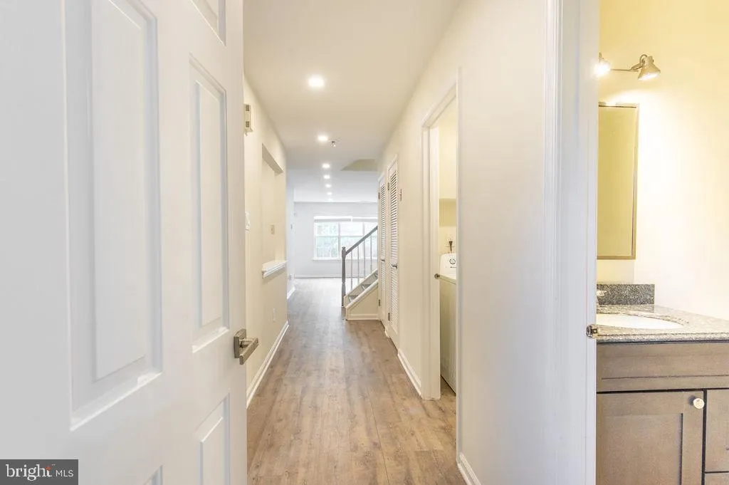 Yardley, Pennsylvania 19067, United States, 3 Bedrooms Bedrooms, ,3 BathroomsBathrooms,Residential,Pending,104972