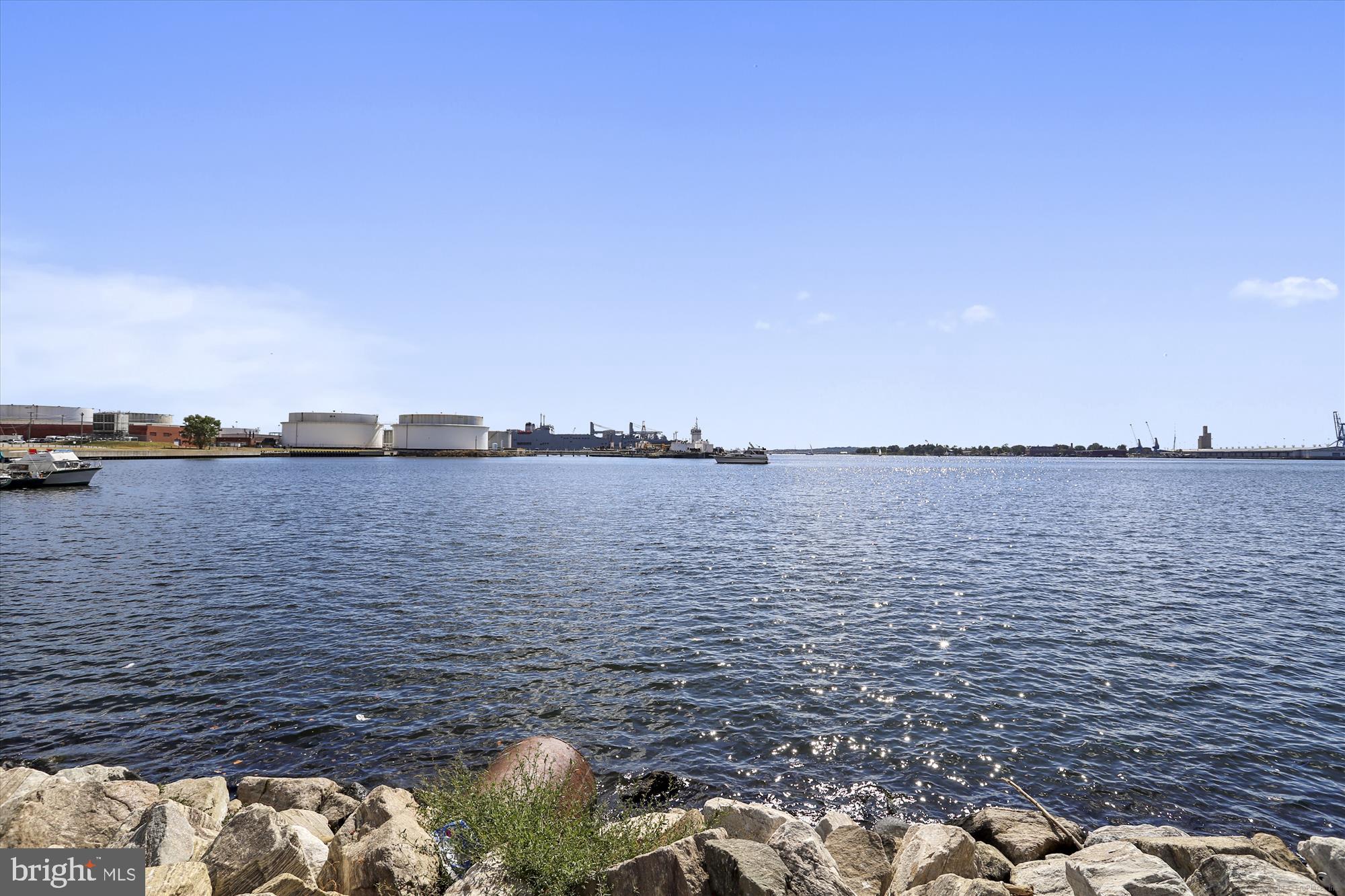 NORTH SHORE - Residential