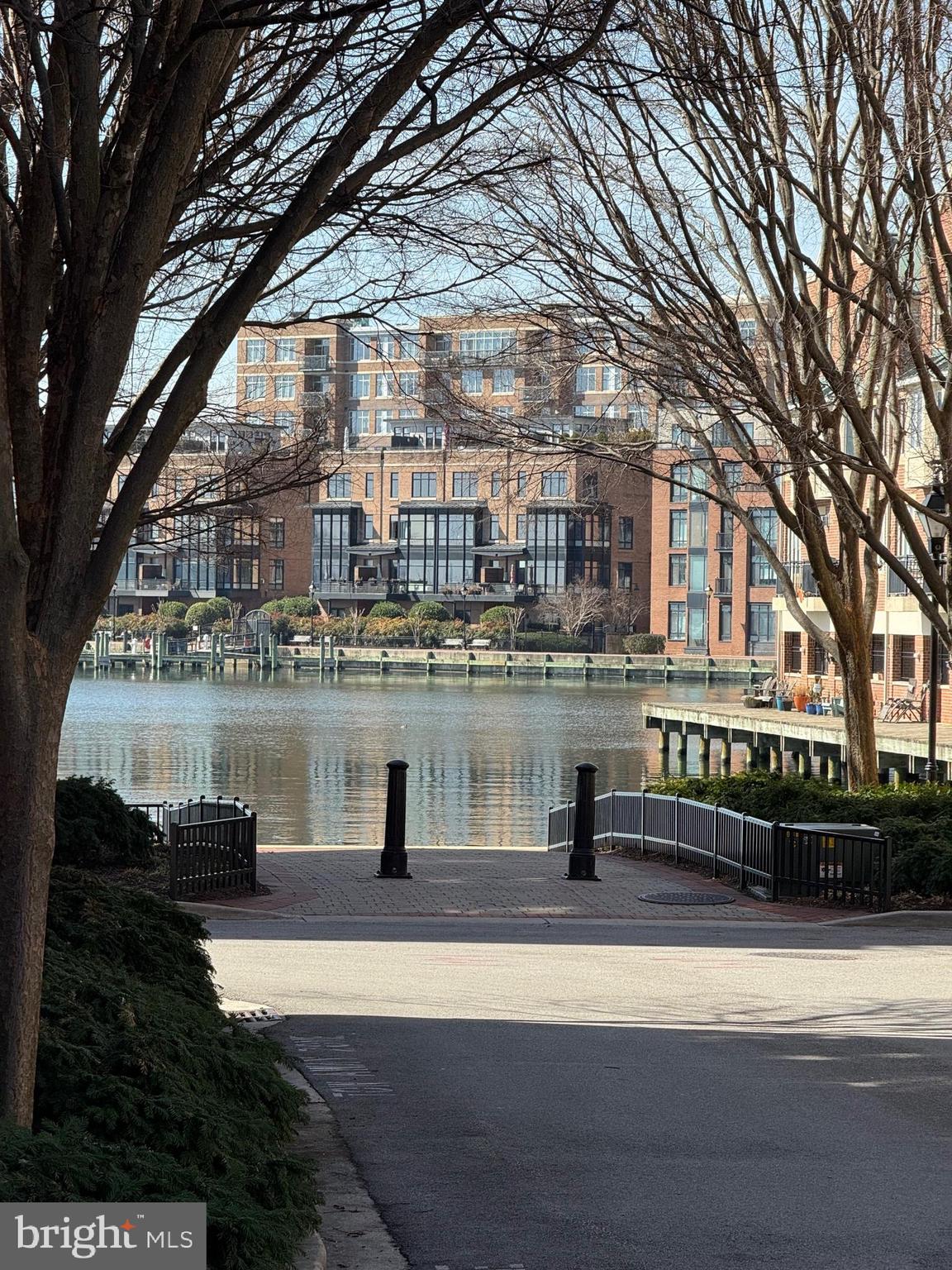 NORTH SHORE - Residential