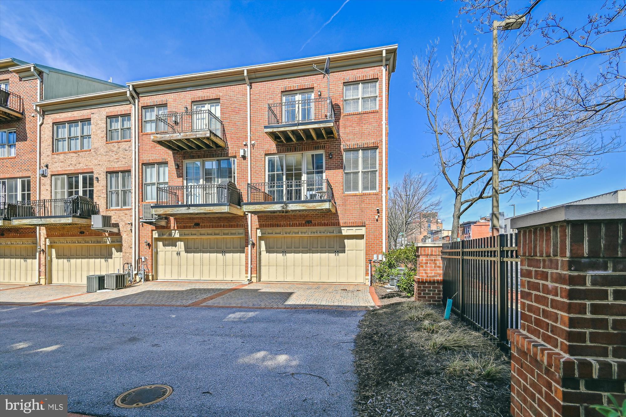 NORTH SHORE - Residential