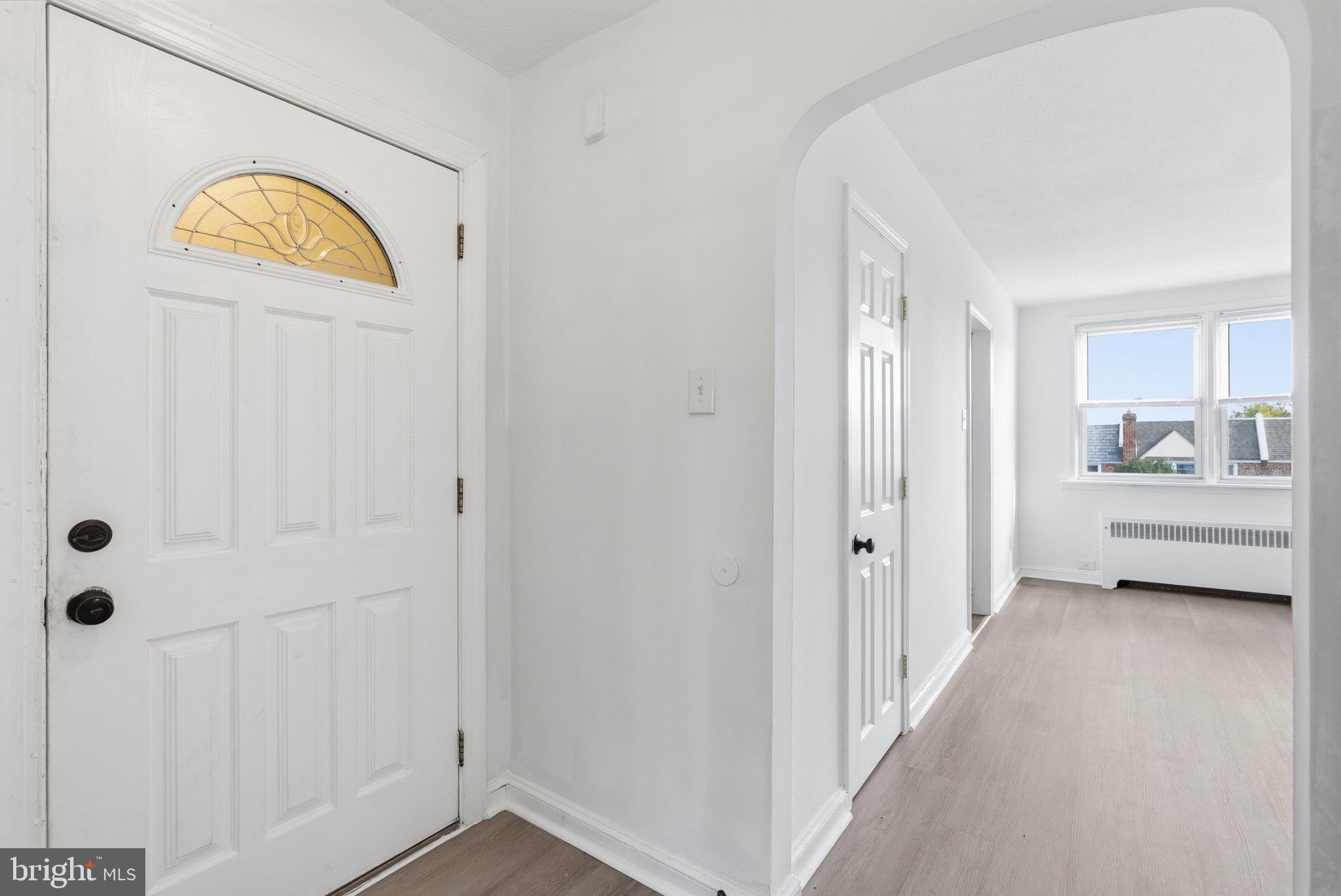 808 DERWYN ROAD A