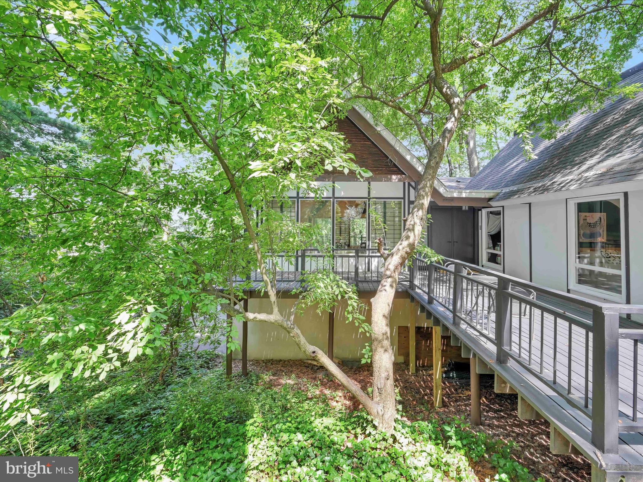 1726 OAK LANE