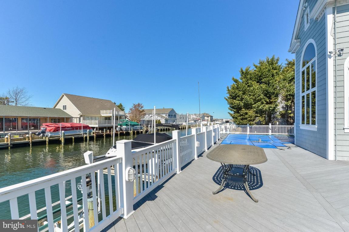 CAINE KEYS II EXT - Residential