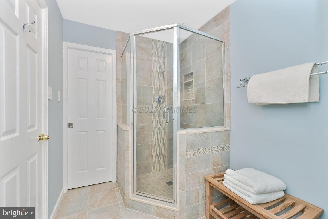 CAINE KEYS II EXT - Residential