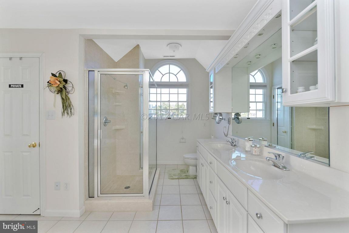 CAINE KEYS II EXT - Residential