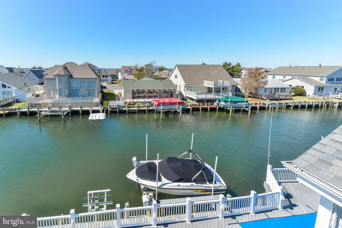 CAINE KEYS II EXT - Residential