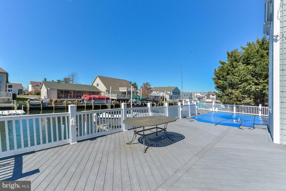 CAINE KEYS II EXT - Residential