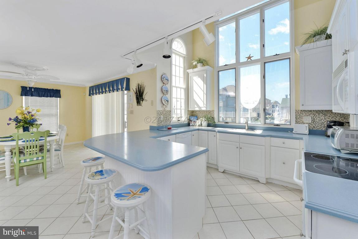 CAINE KEYS II EXT - Residential