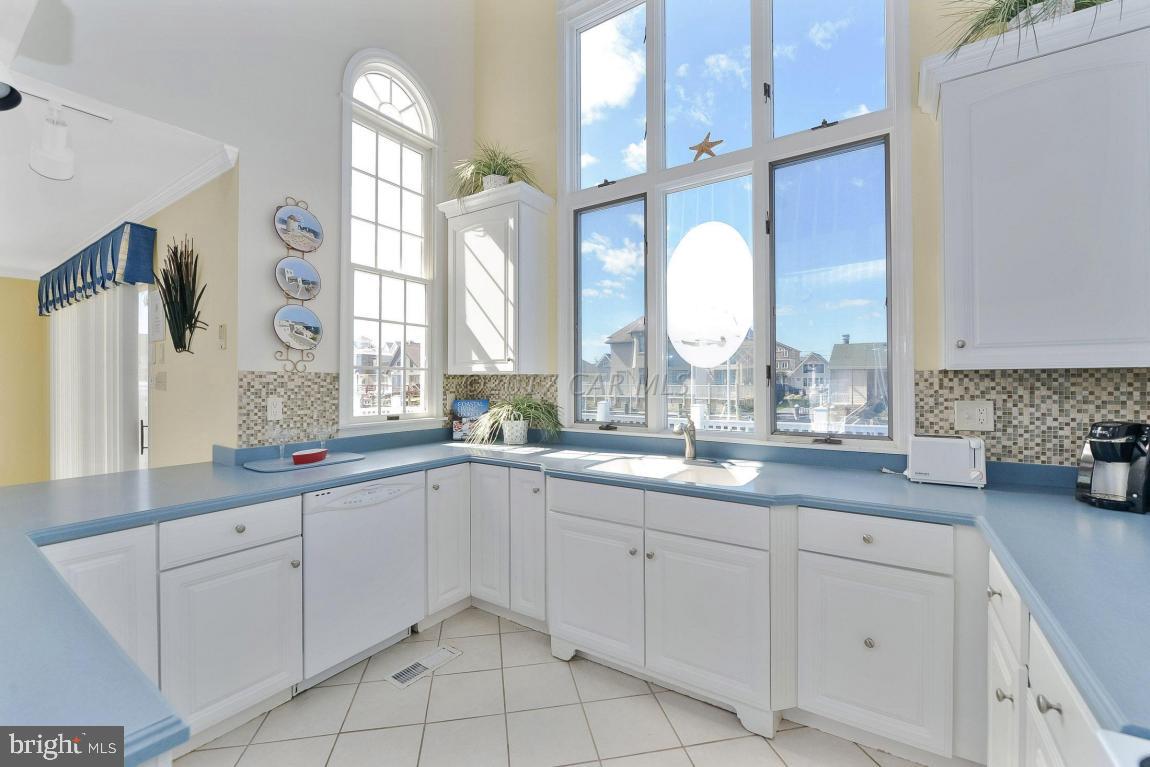 CAINE KEYS II EXT - Residential