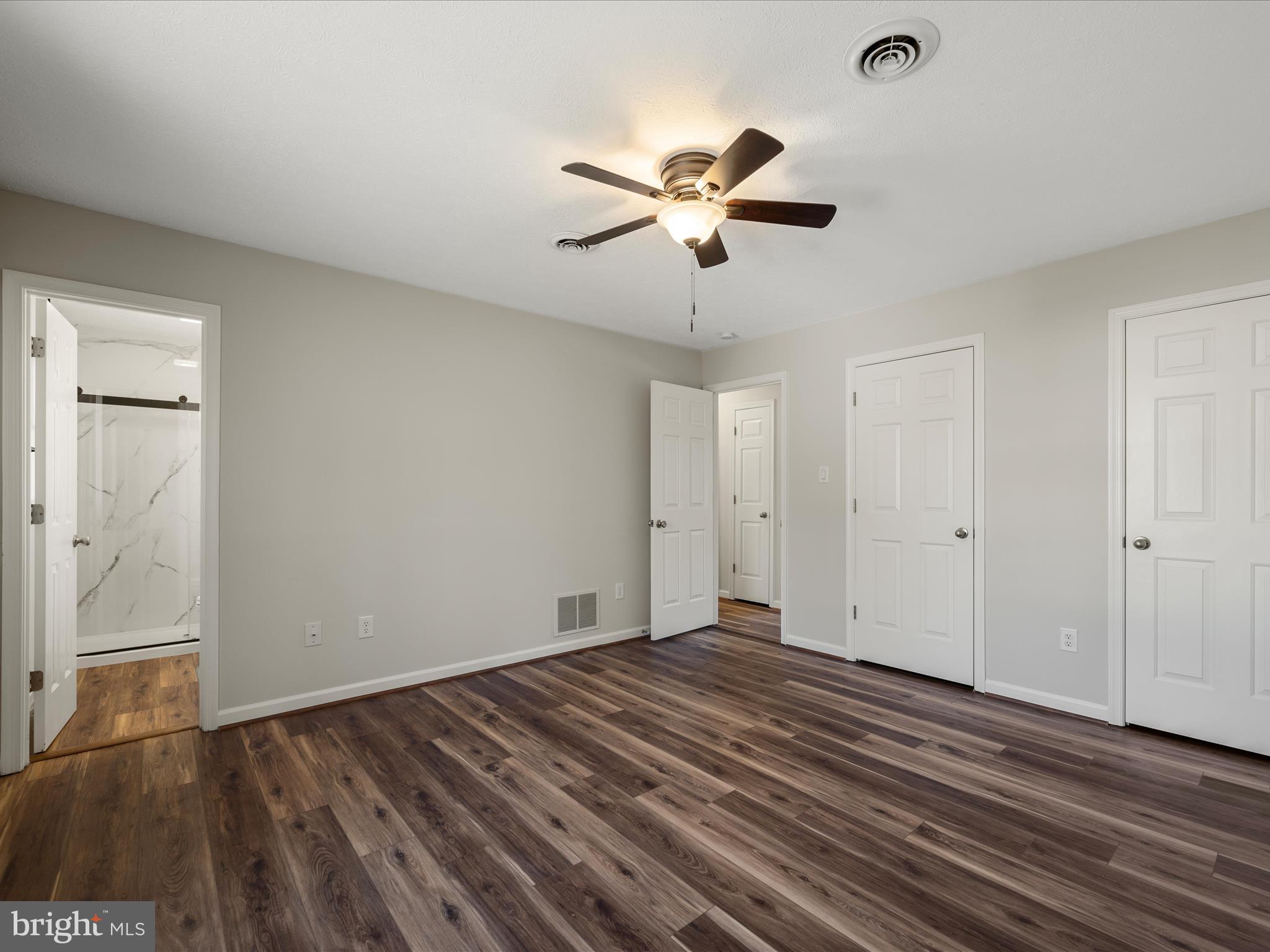 GLENMONT VILLAGE - Residential