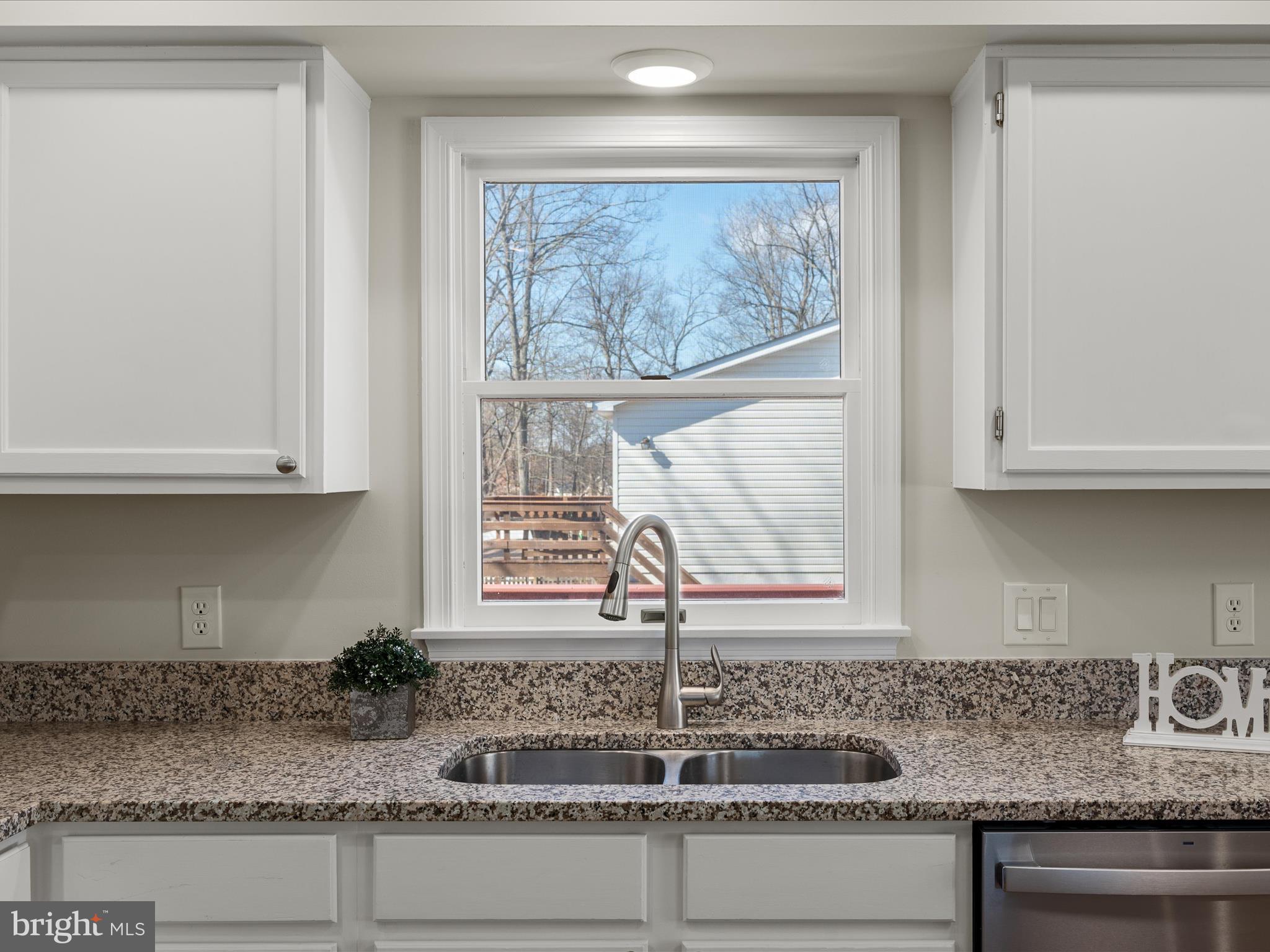 GLENMONT VILLAGE - Residential