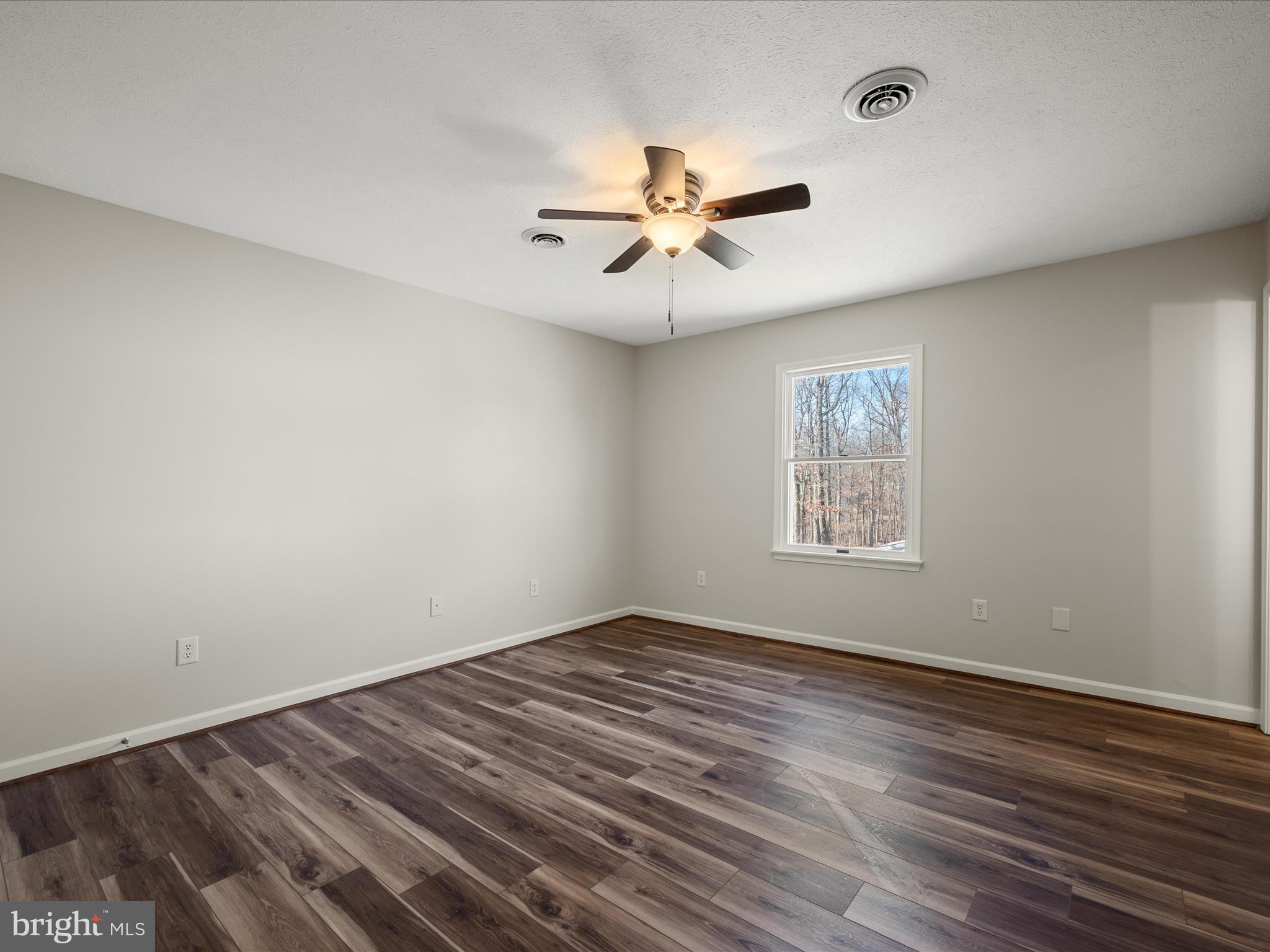 GLENMONT VILLAGE - Residential