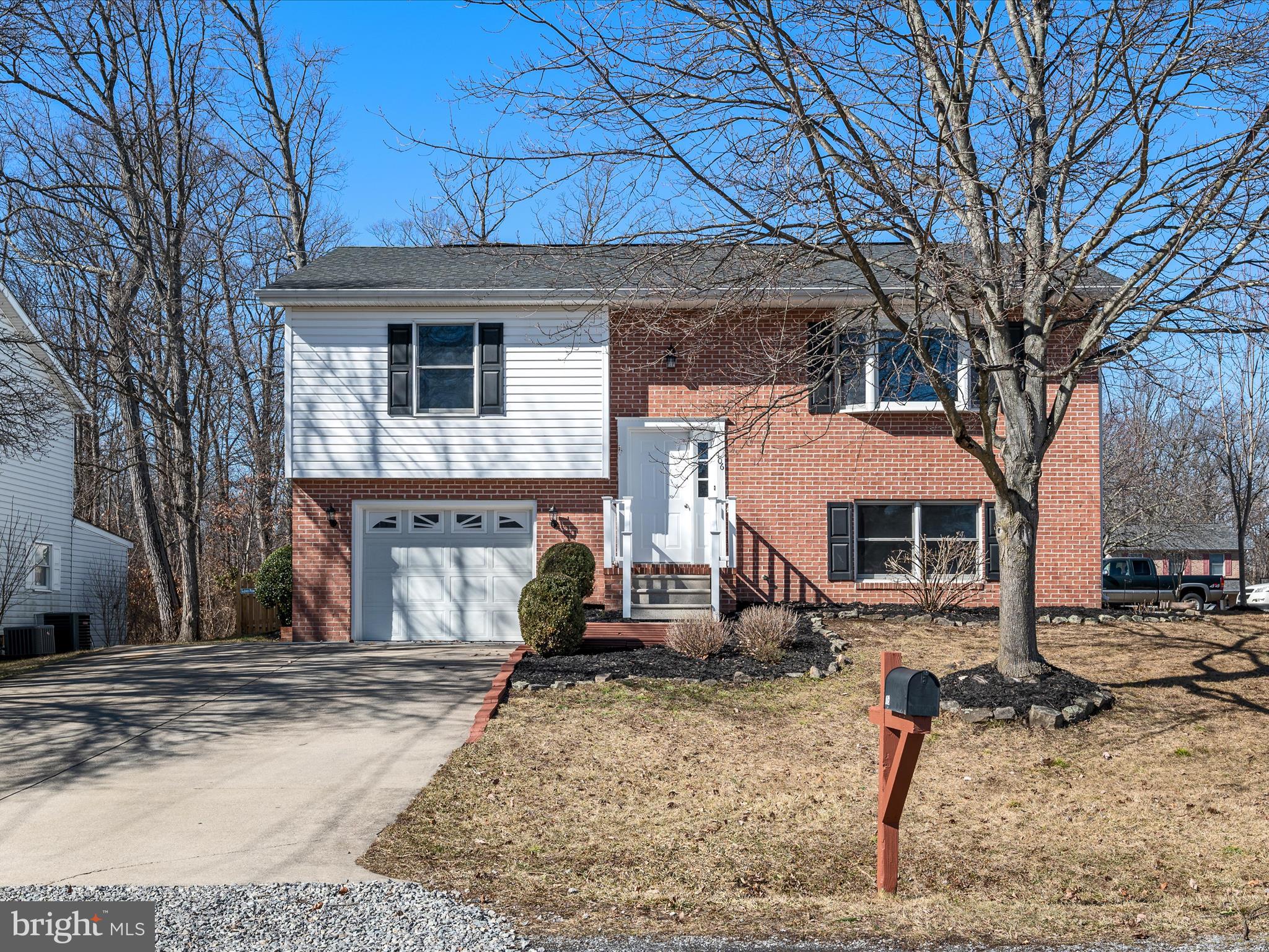 GLENMONT VILLAGE - Residential