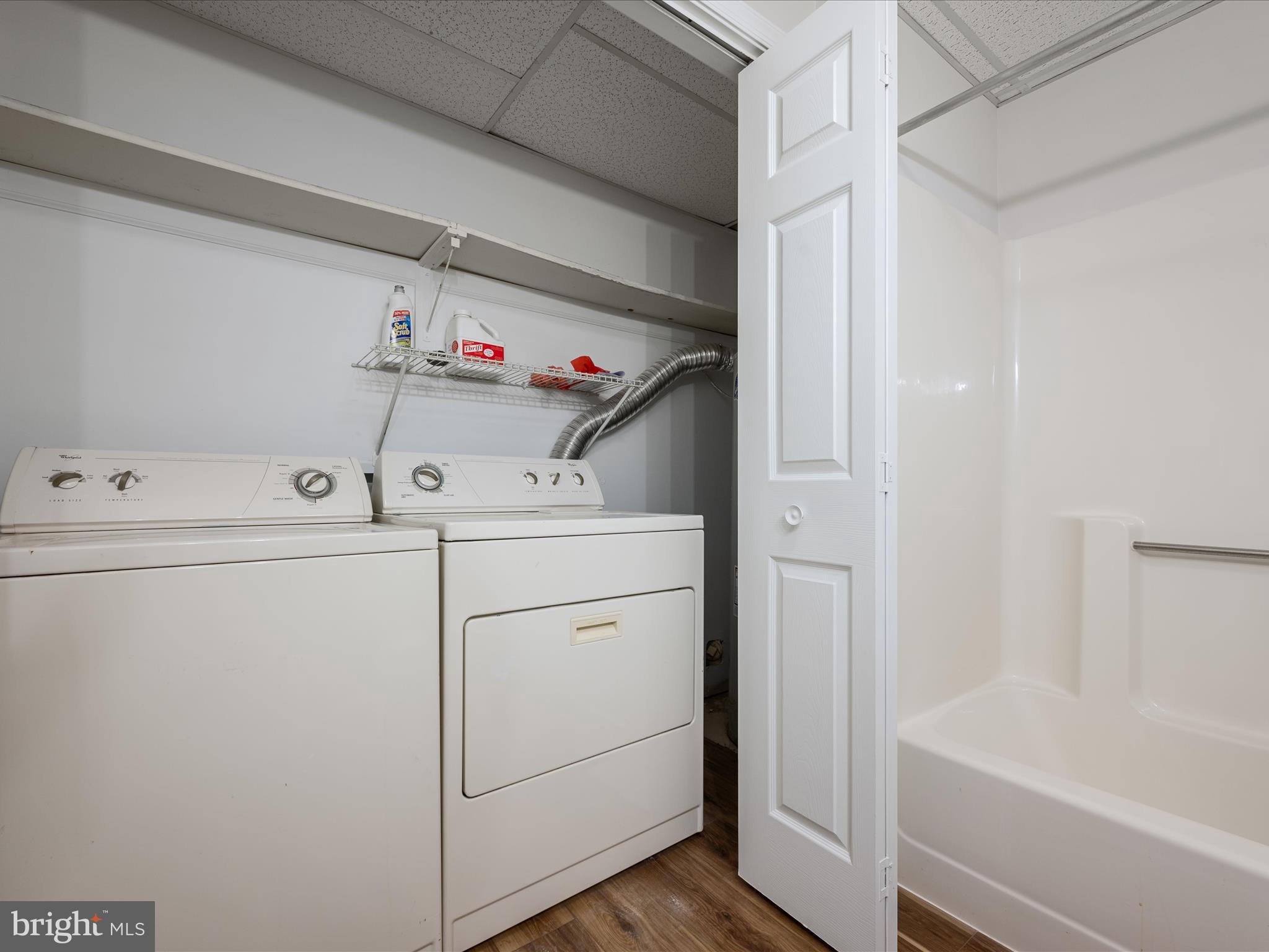 GLENMONT VILLAGE - Residential