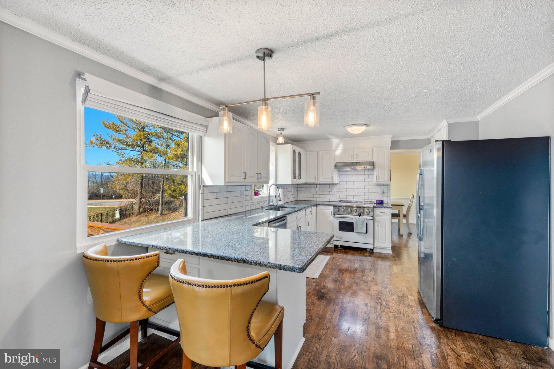 AMBER MEADOWS - Residential