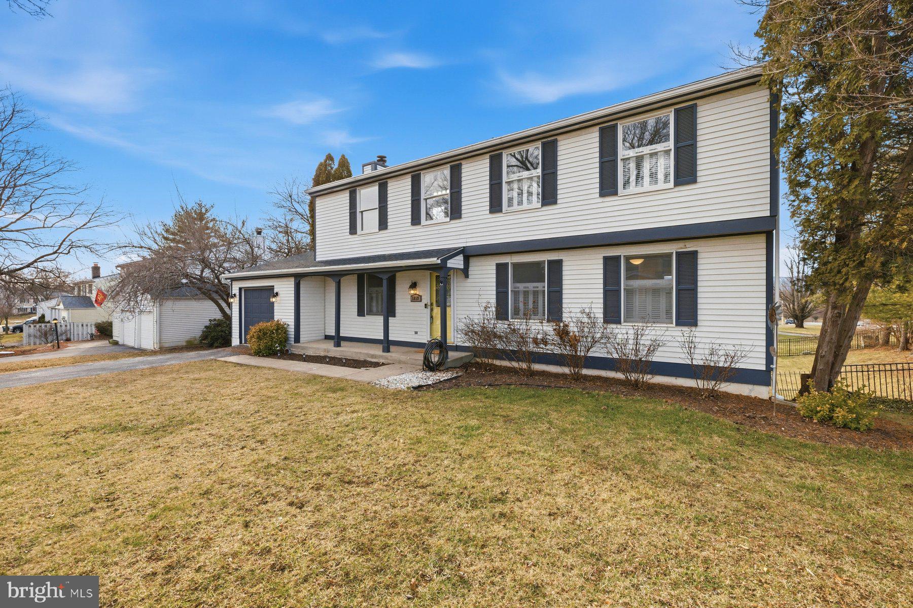 AMBER MEADOWS - Residential