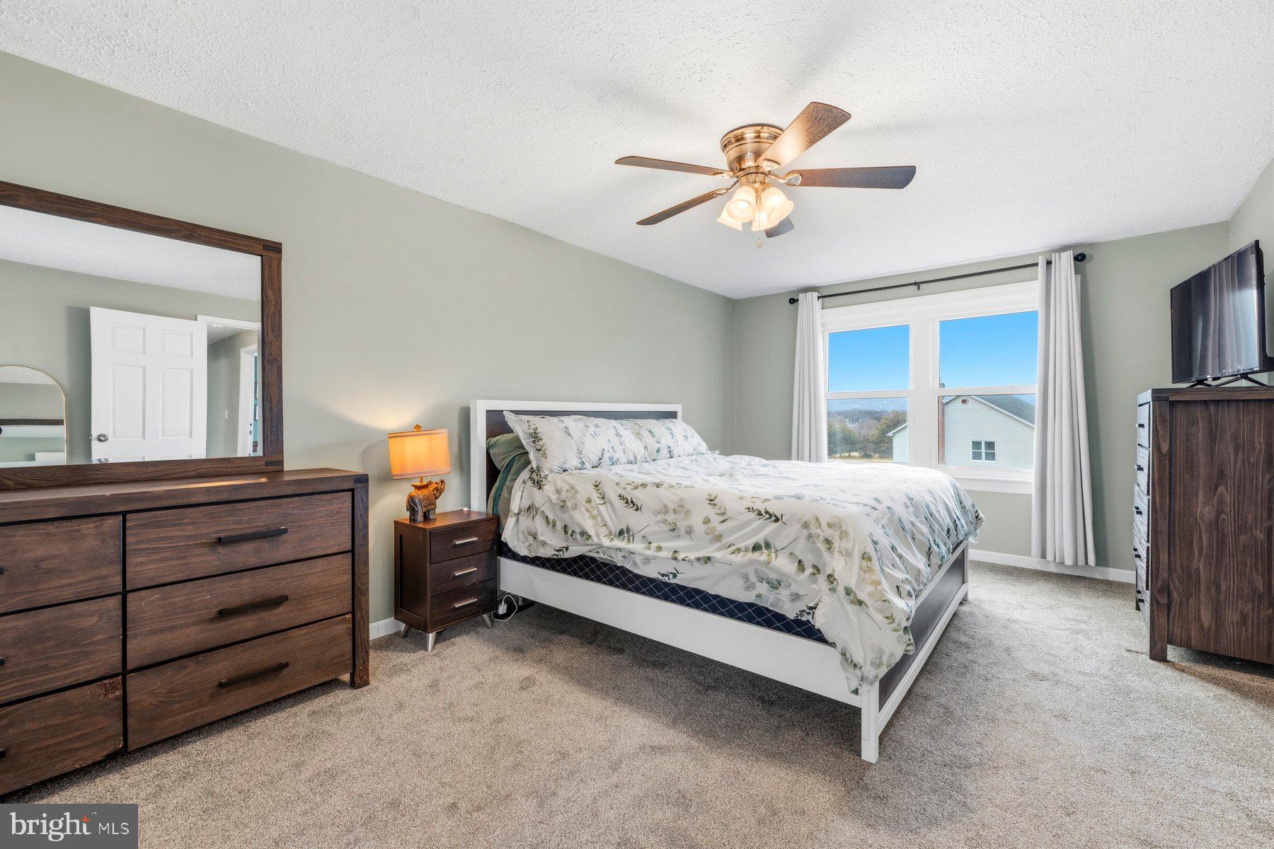 AMBER MEADOWS - Residential