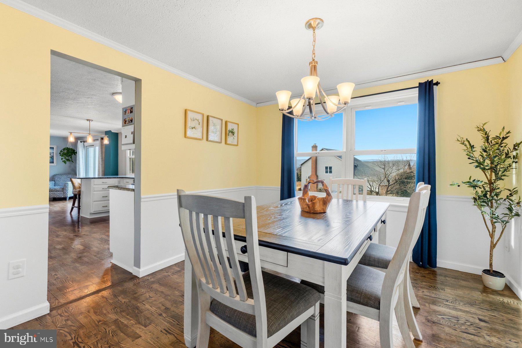 AMBER MEADOWS - Residential