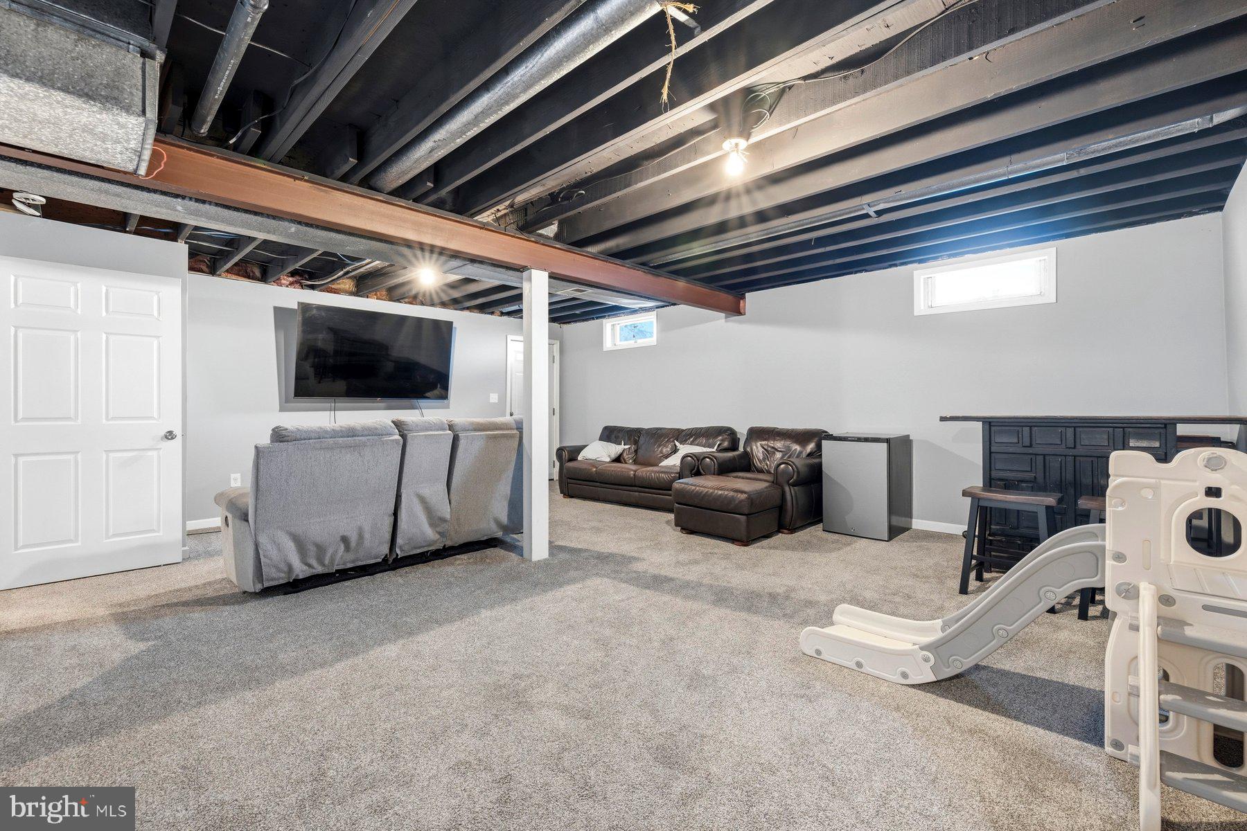 AMBER MEADOWS - Residential