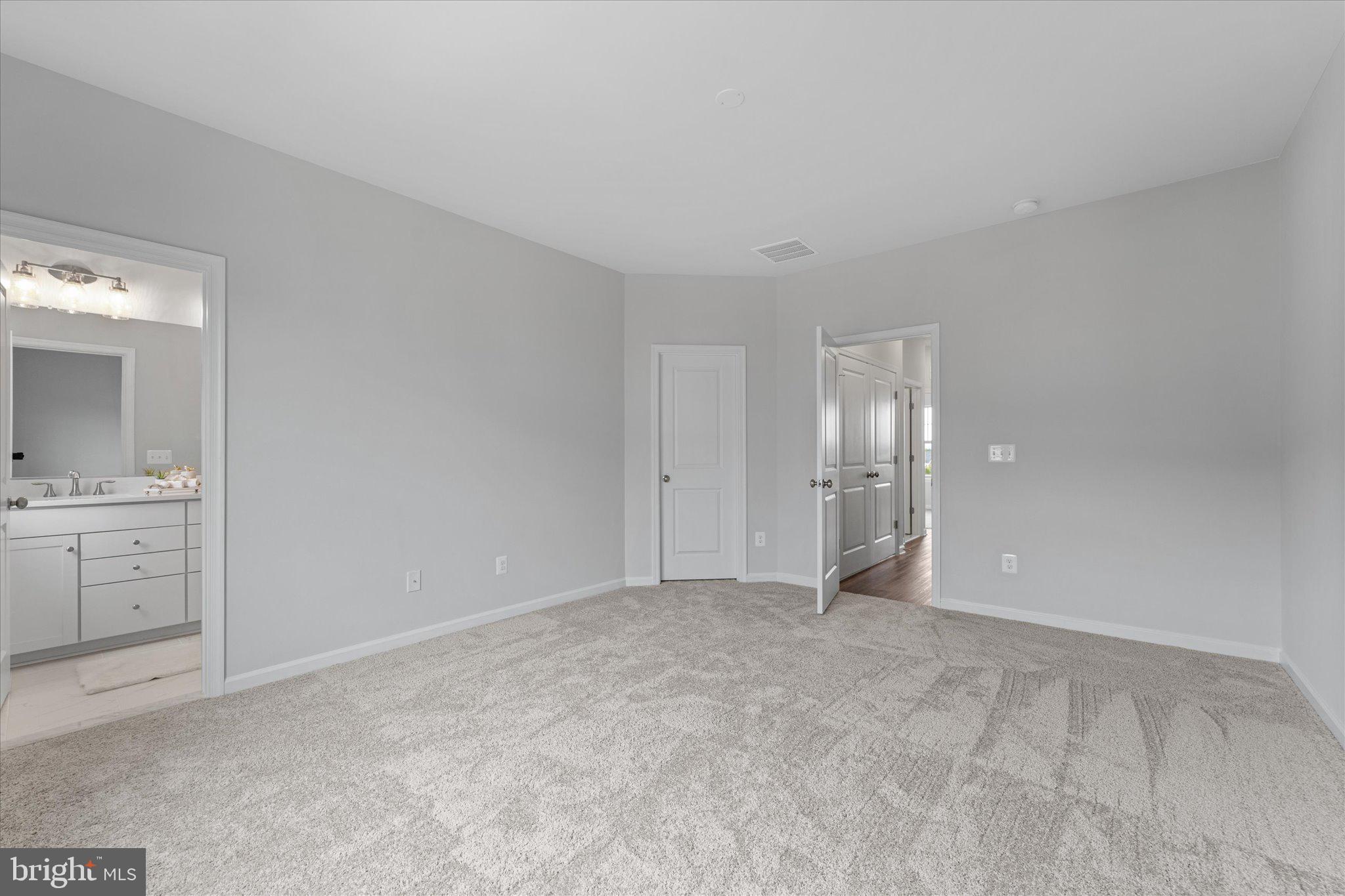 POTOMAC STATION MARKETPLACE - Residential Lease