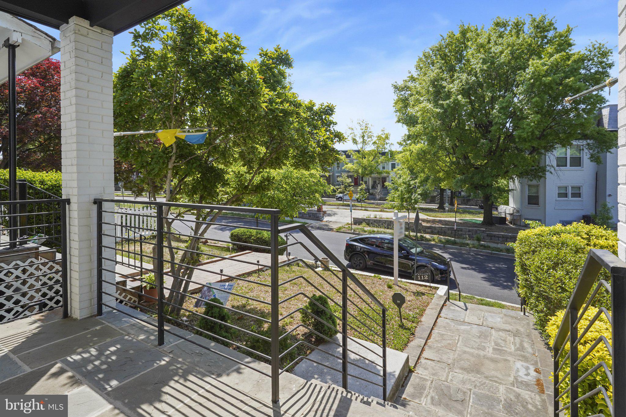 112 V STREET NE