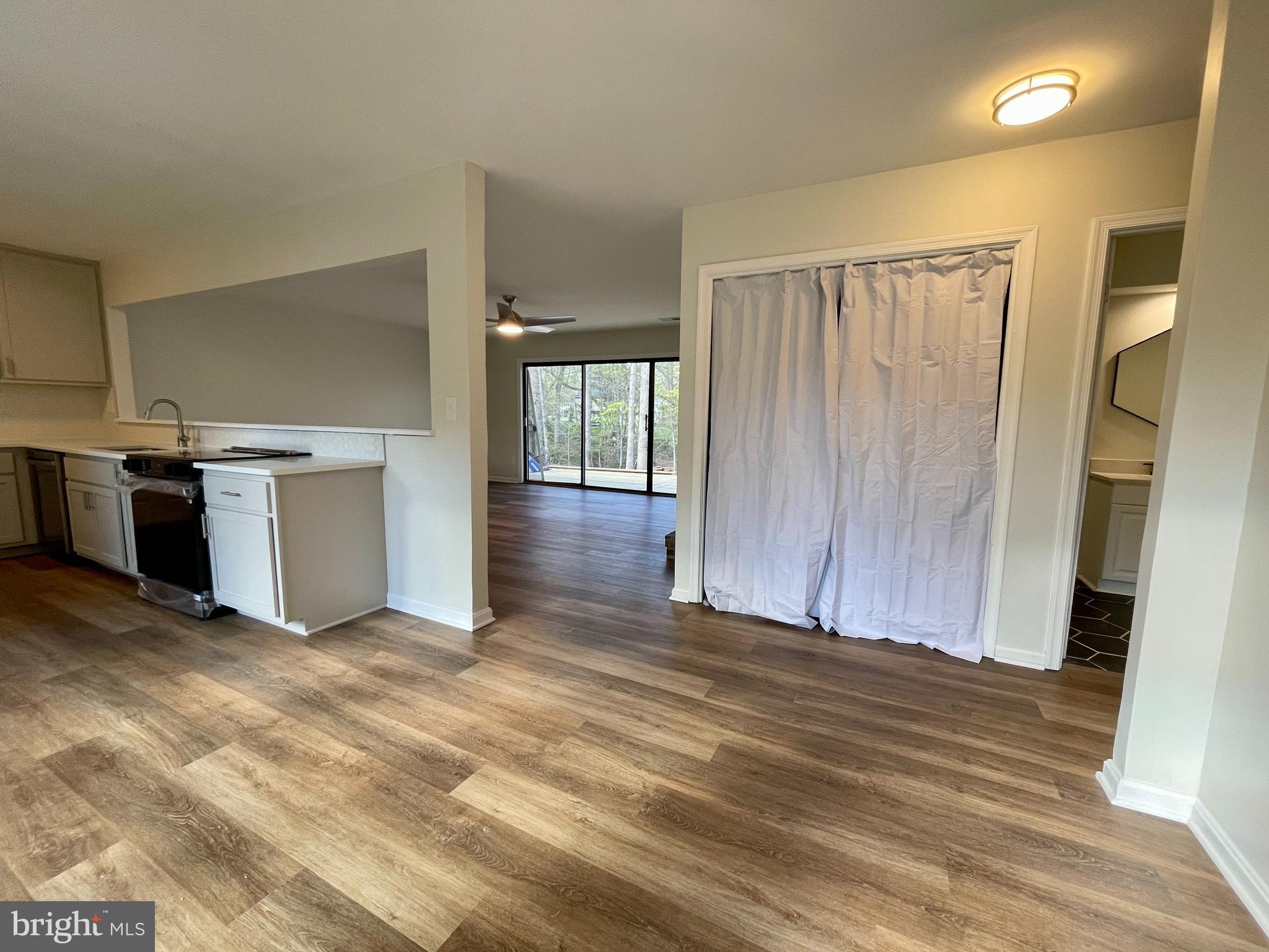 8317 APPLE CREEK PLACE