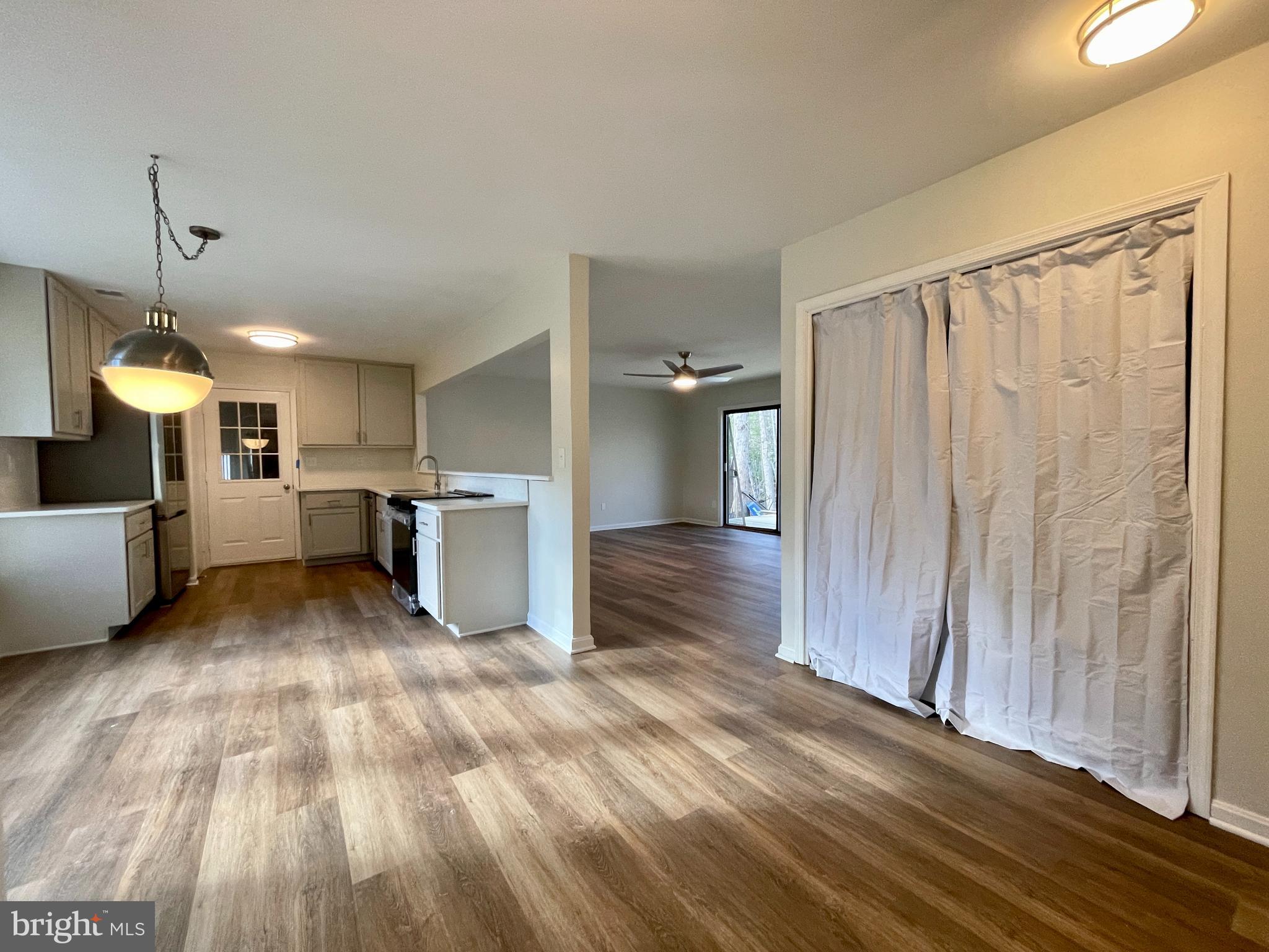 8317 APPLE CREEK PLACE