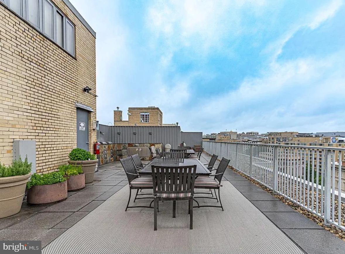 DUPONT CIRCLE - Residential