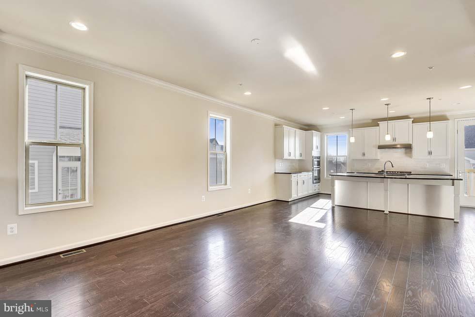 CABIN BRANCH - Residential