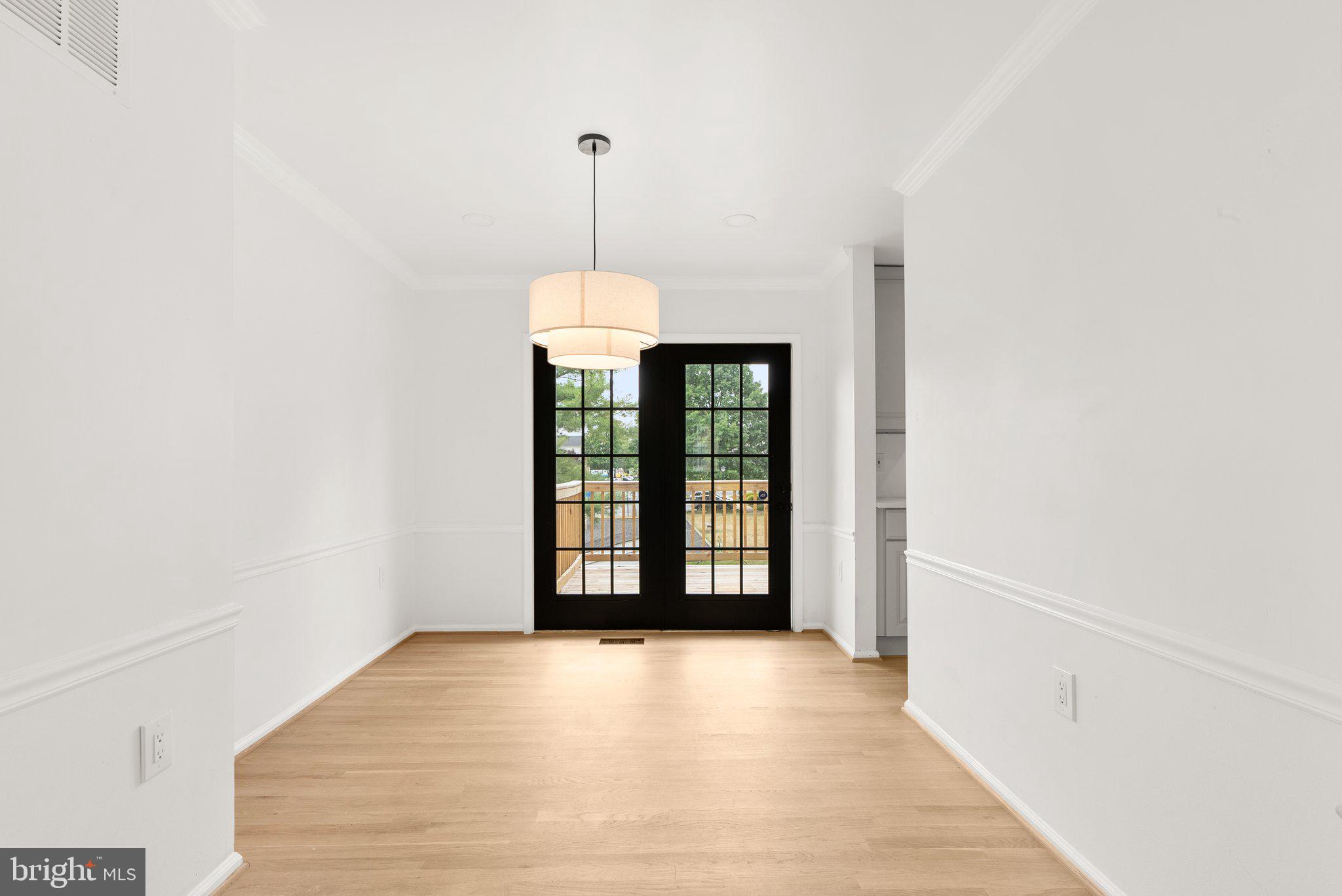 CROGHAN SQUARE - Residential Lease