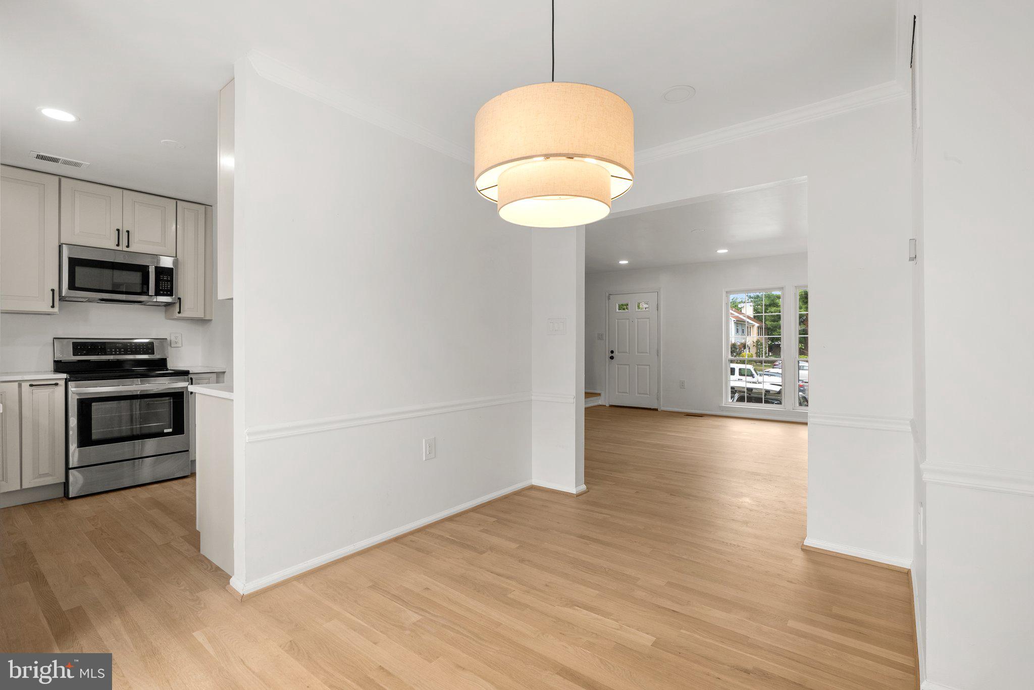 CROGHAN SQUARE - Residential Lease