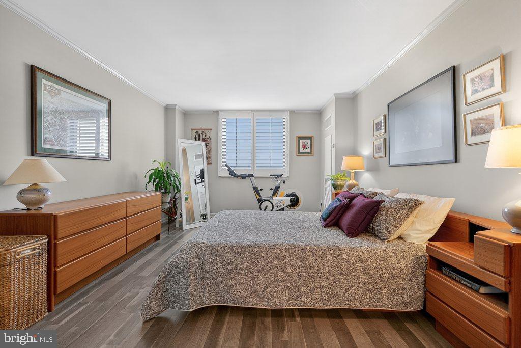 WESTLAKE PARK - Residential
