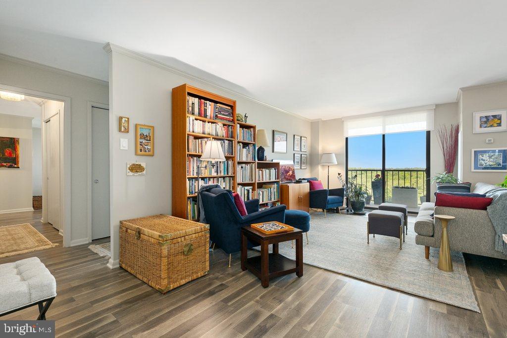 WESTLAKE PARK - Residential