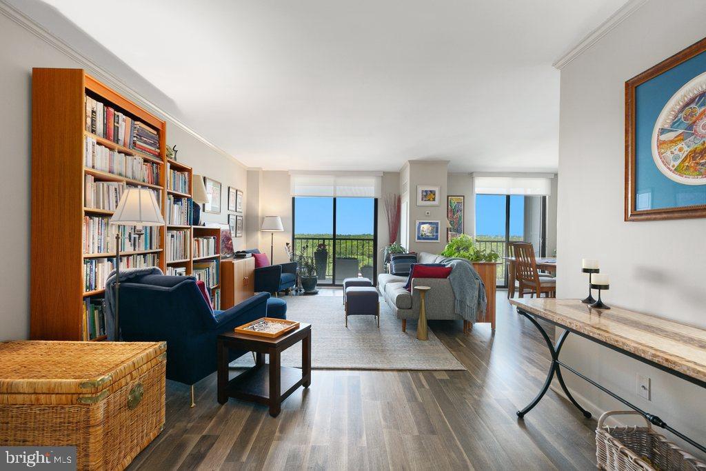 WESTLAKE PARK - Residential