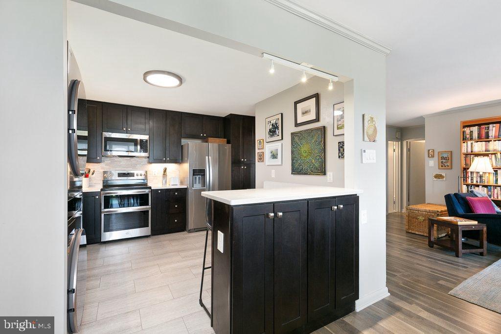WESTLAKE PARK - Residential