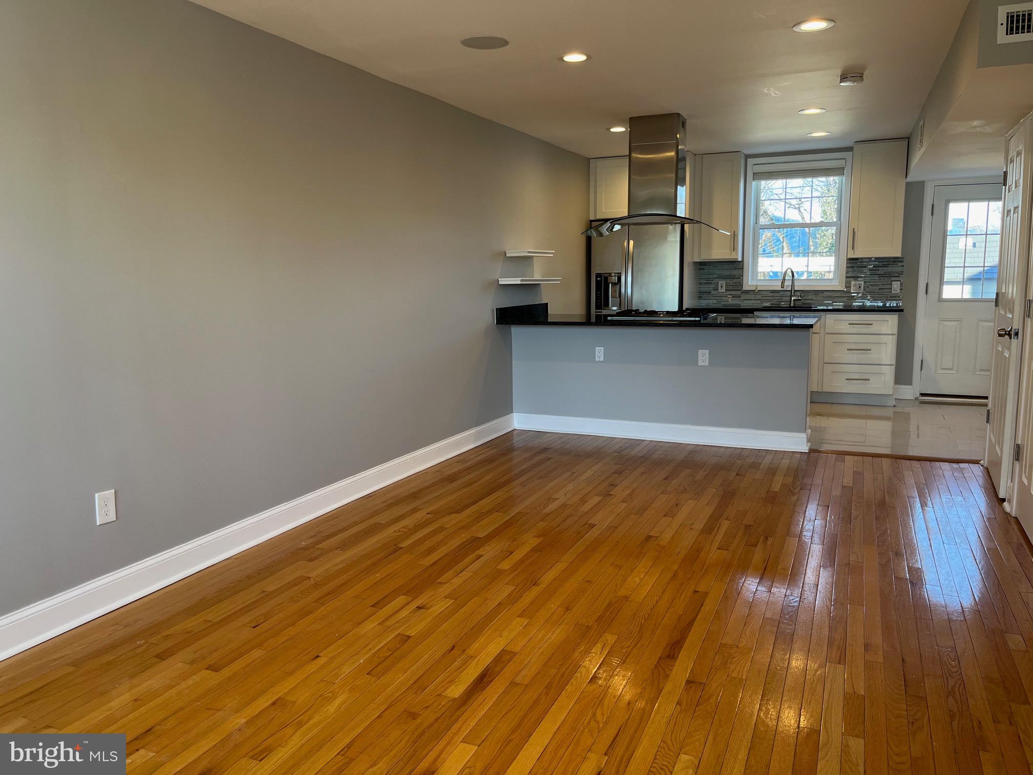 HUME SPRINGS - Residential Lease