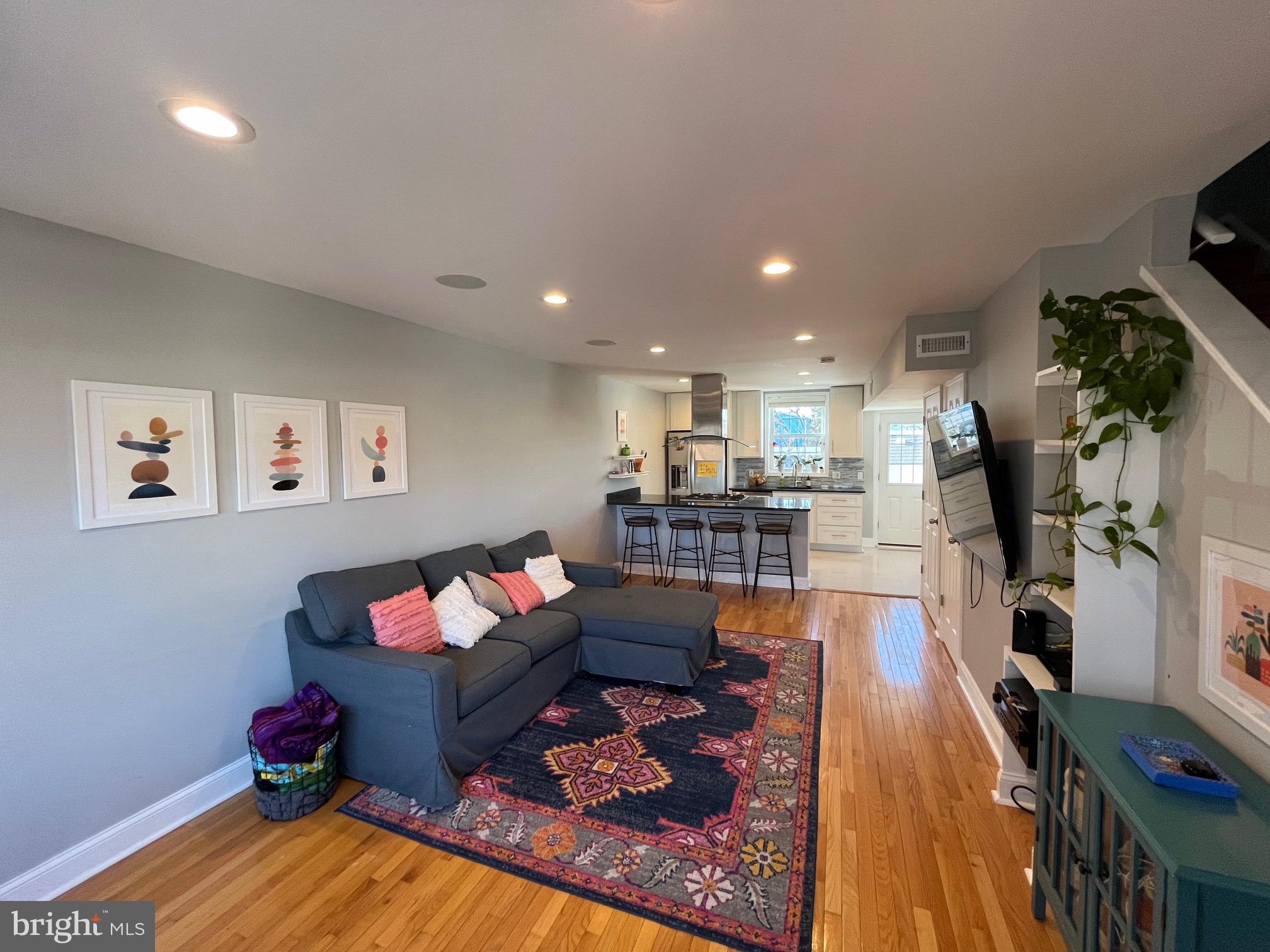 HUME SPRINGS - Residential Lease