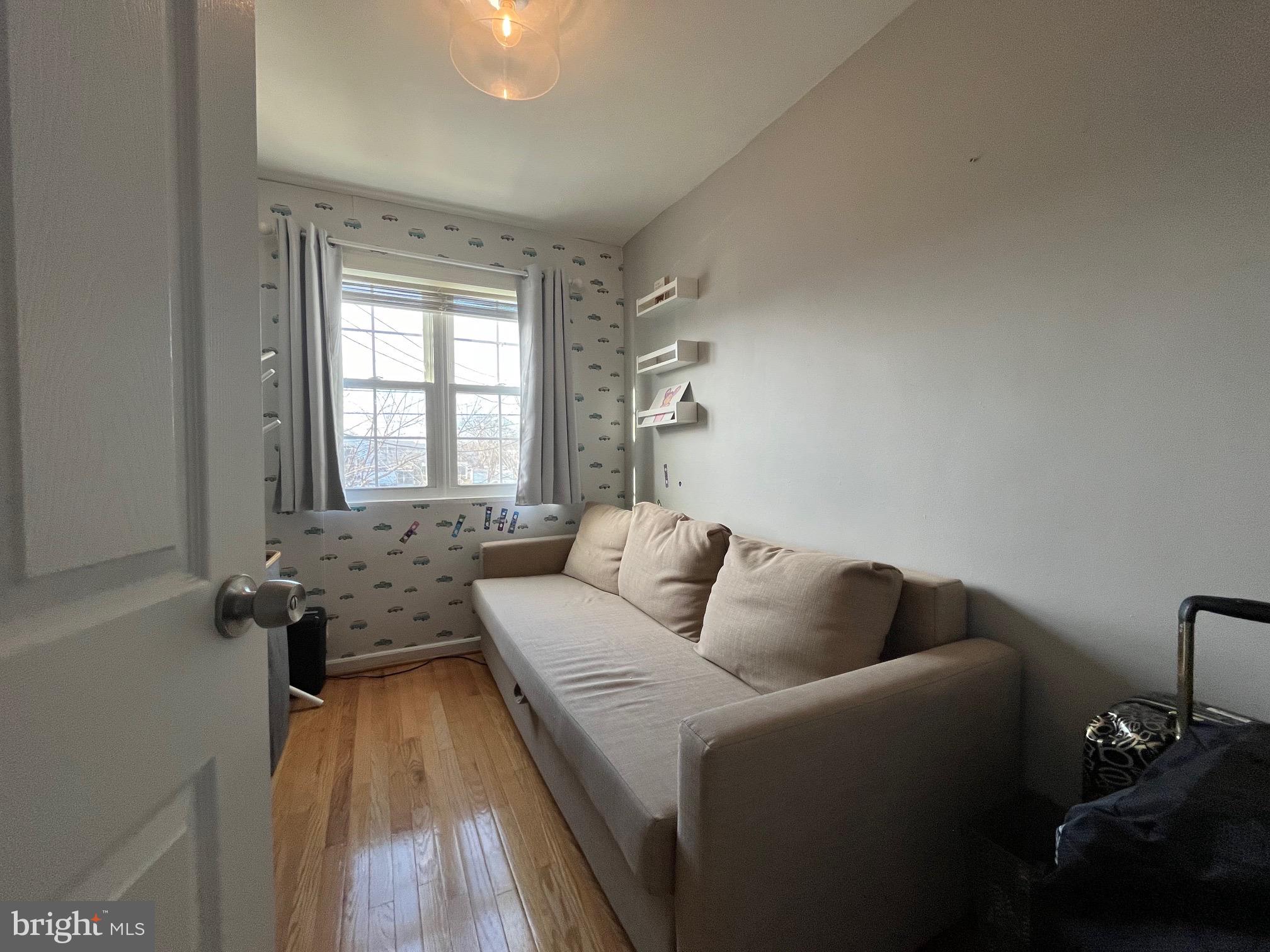 HUME SPRINGS - Residential Lease