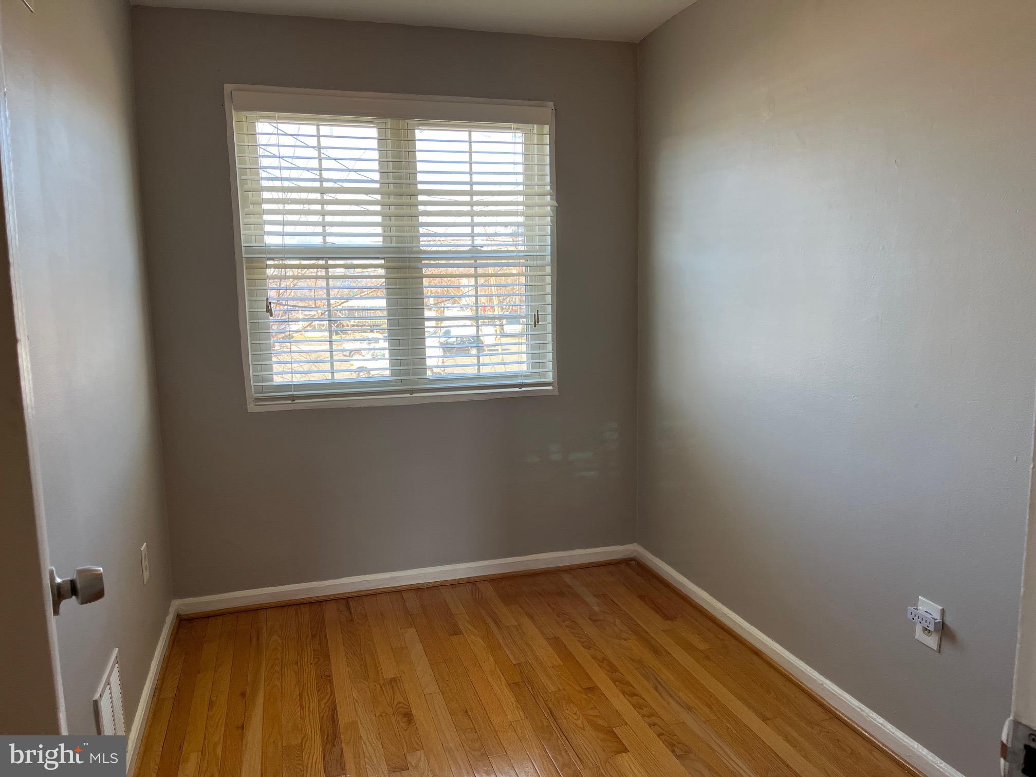 HUME SPRINGS - Residential Lease