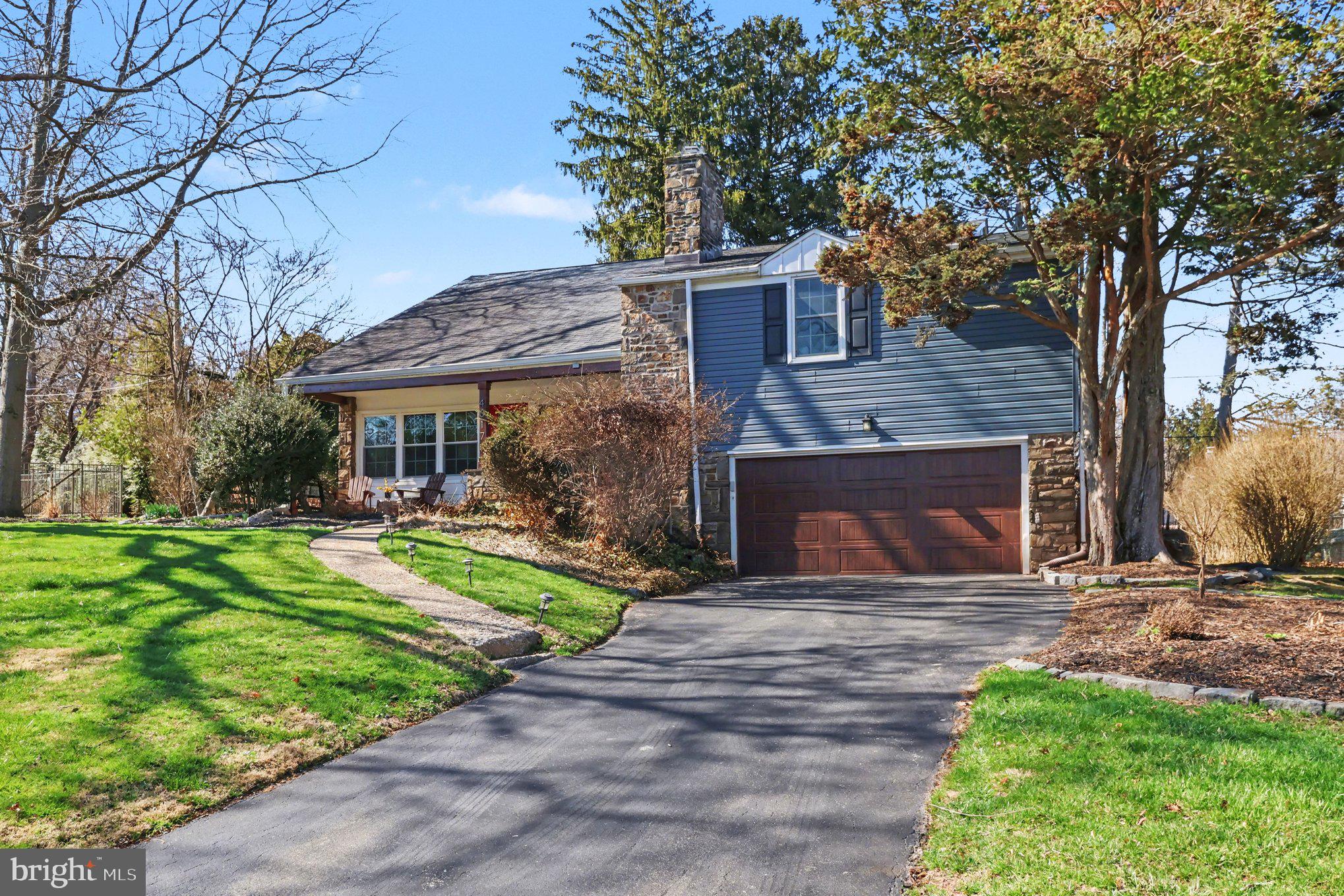 4017 CRESCENT AVENUE