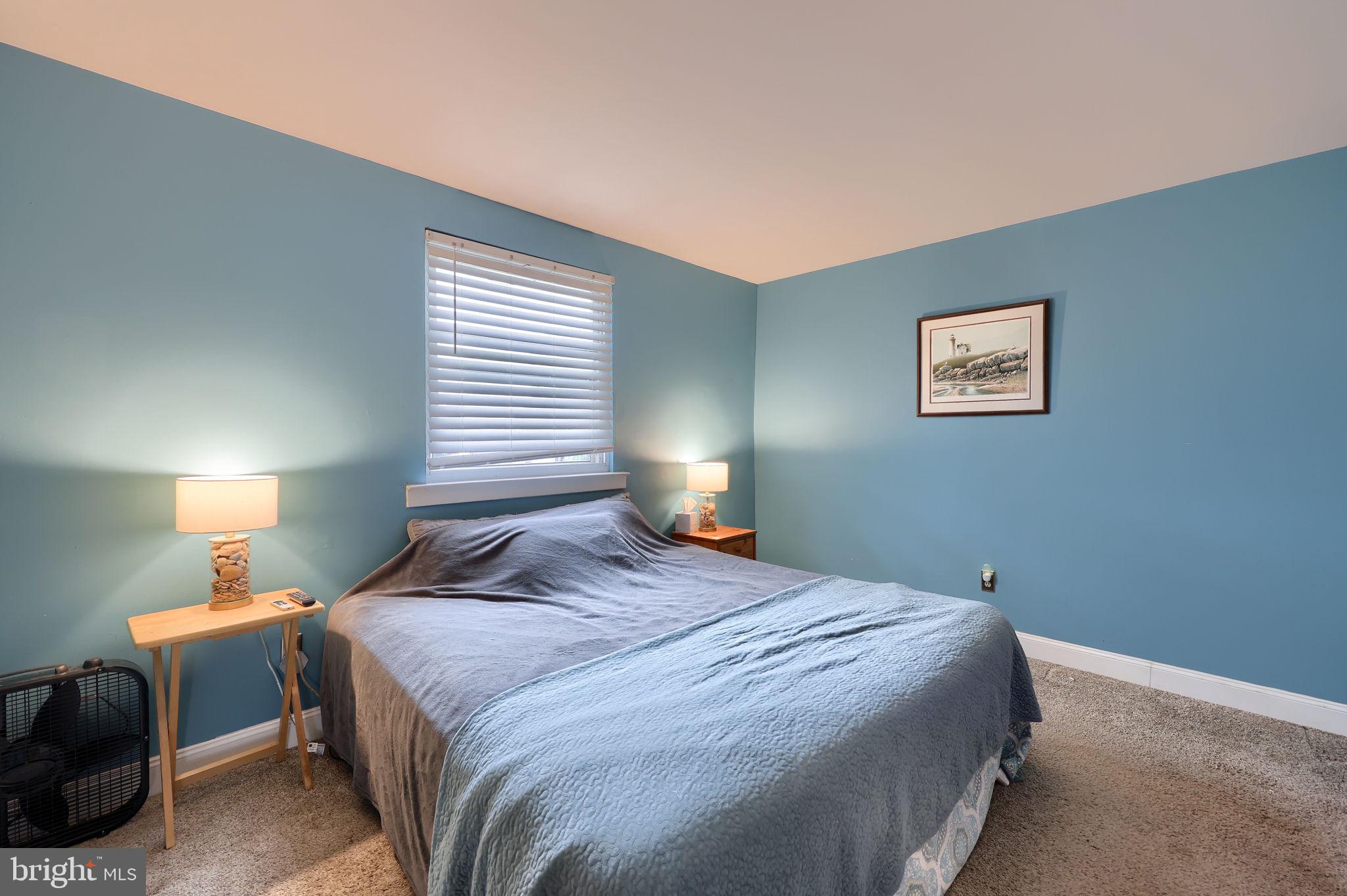 LORANE ORCHARD - Residential