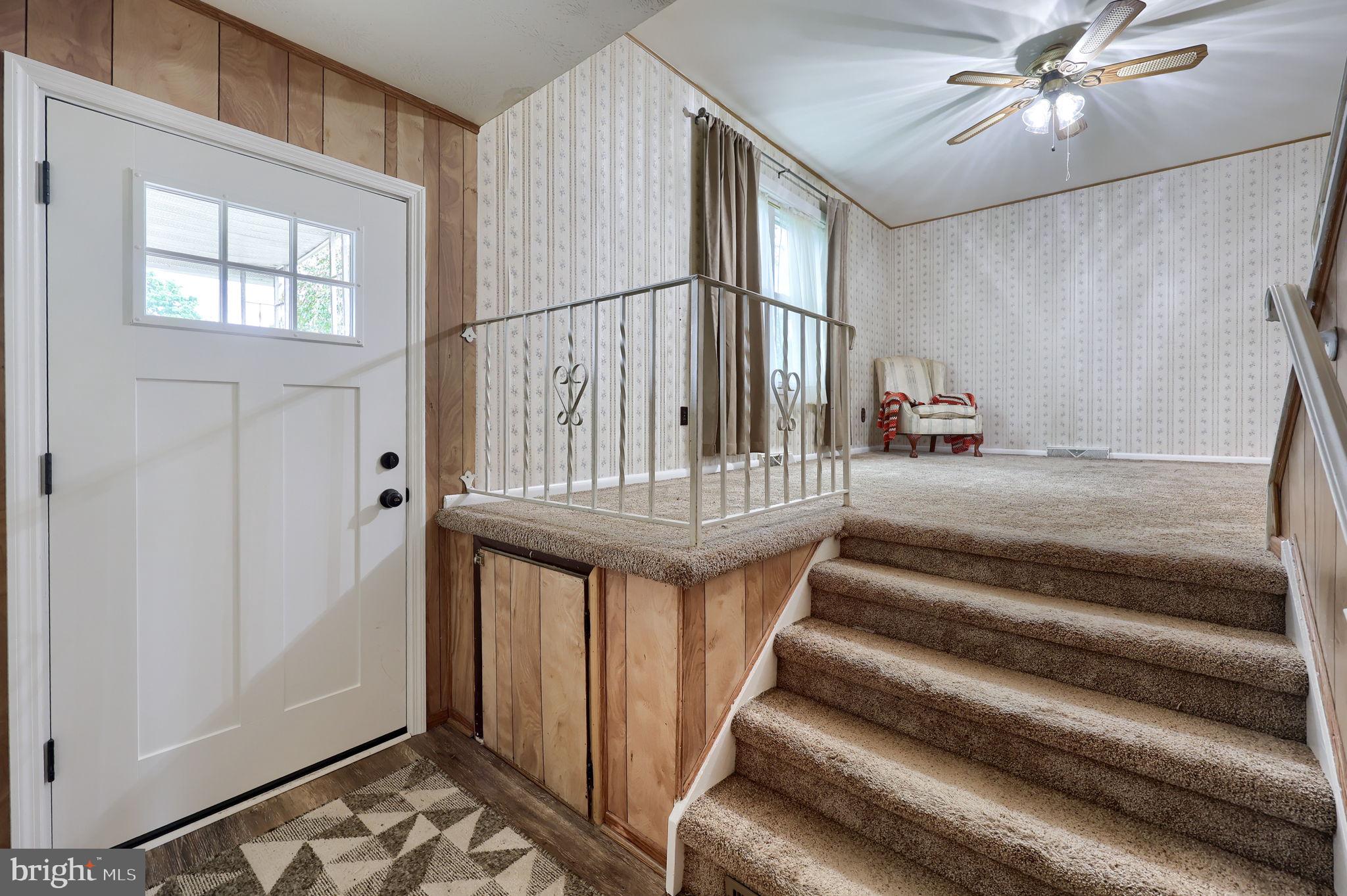 LORANE ORCHARD - Residential