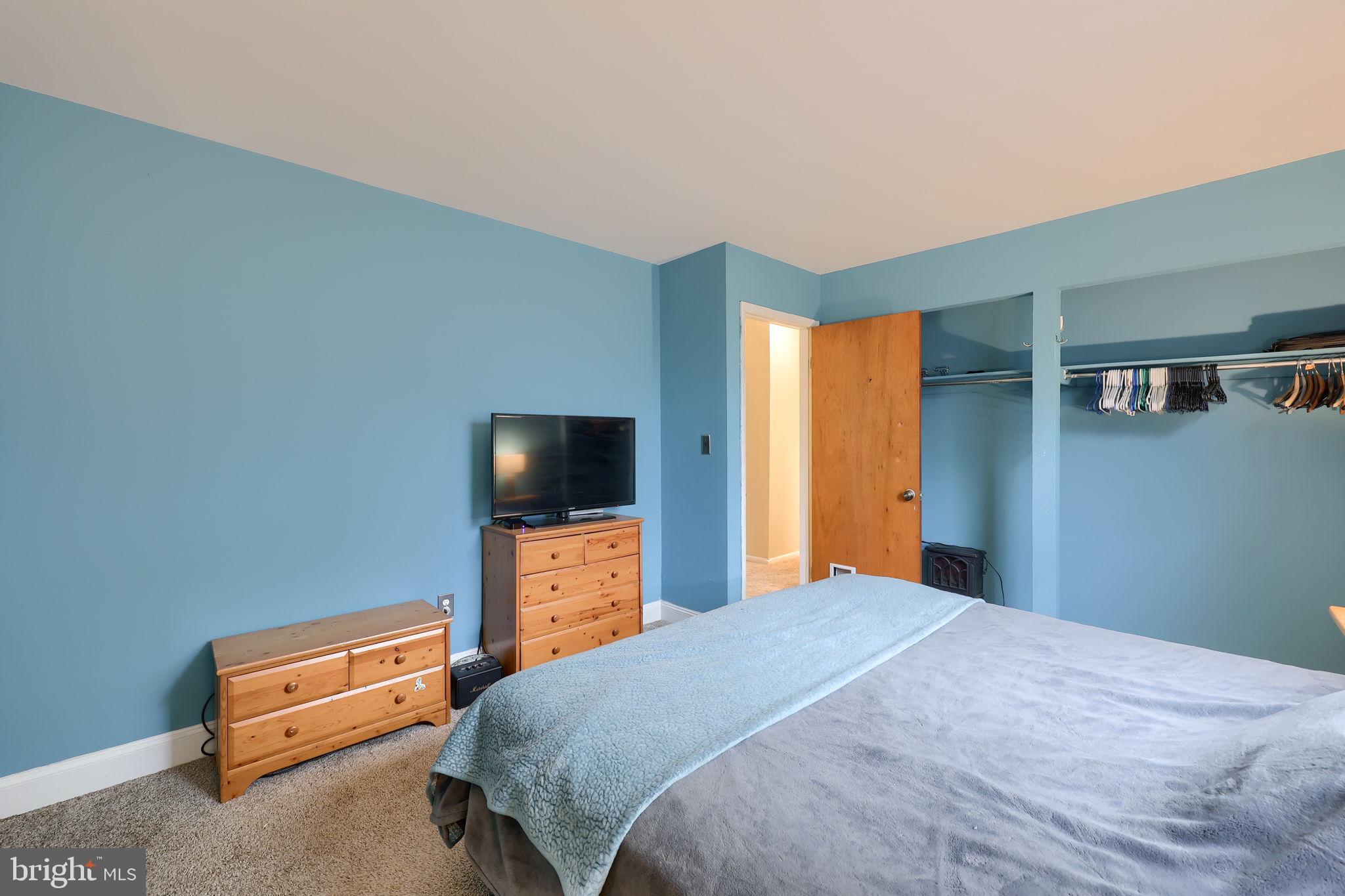 LORANE ORCHARD - Residential