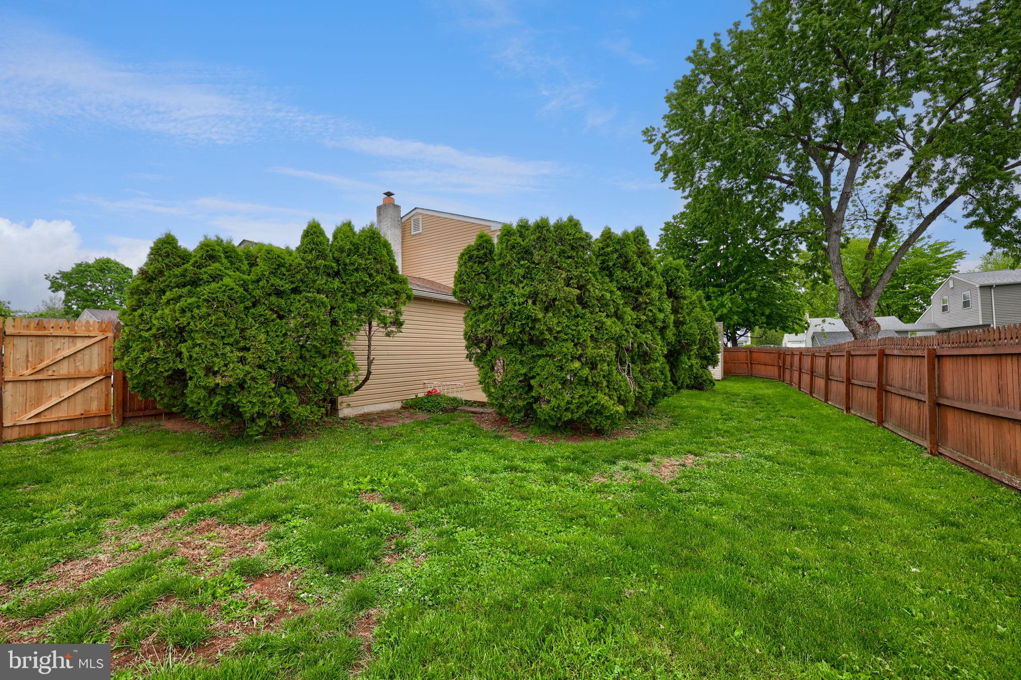 LORANE ORCHARD - Residential