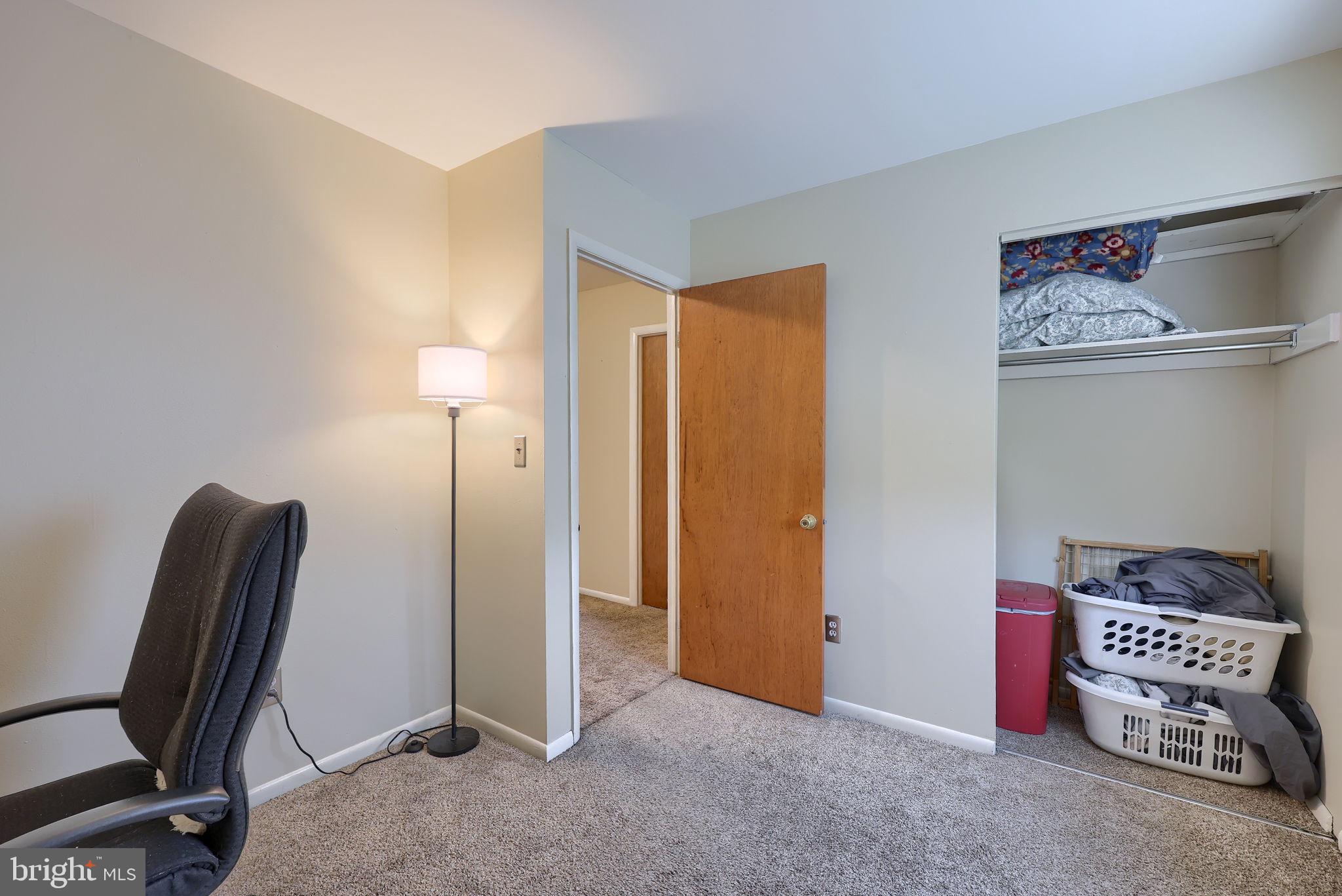 LORANE ORCHARD - Residential