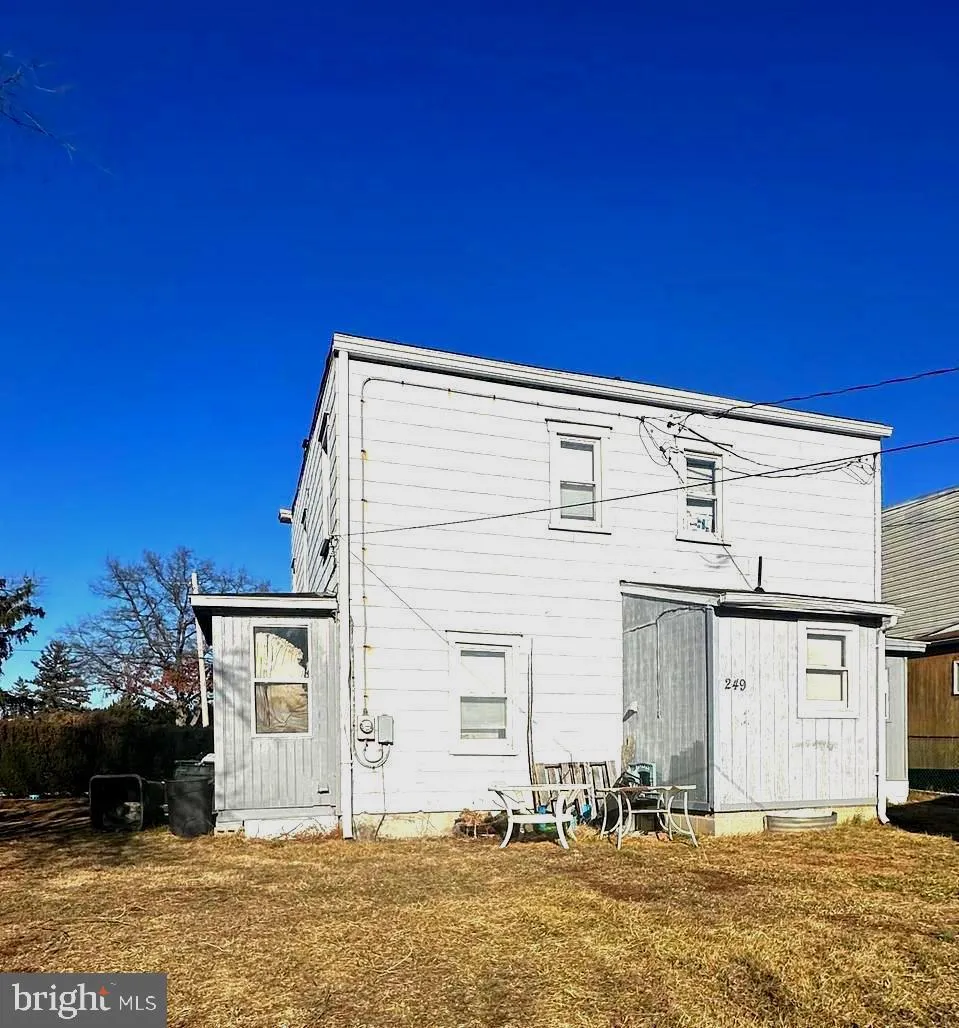 Hagerstown, Maryland 21740, United States, 6 Bedrooms Bedrooms, ,Residential,Active,2956